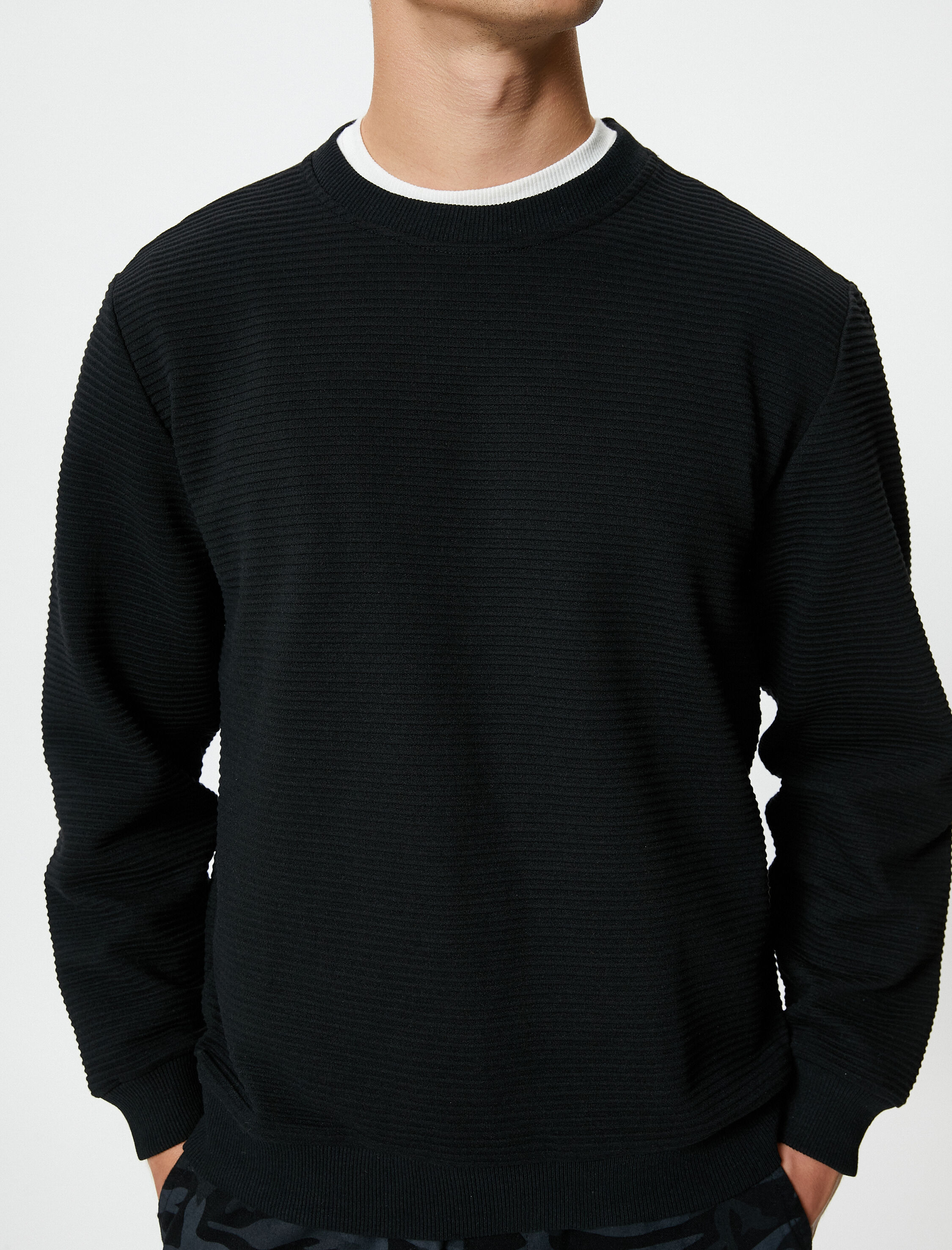   Basic Kazak Bisiklet Yaka Kumaş Detaylı Uzun Kollu