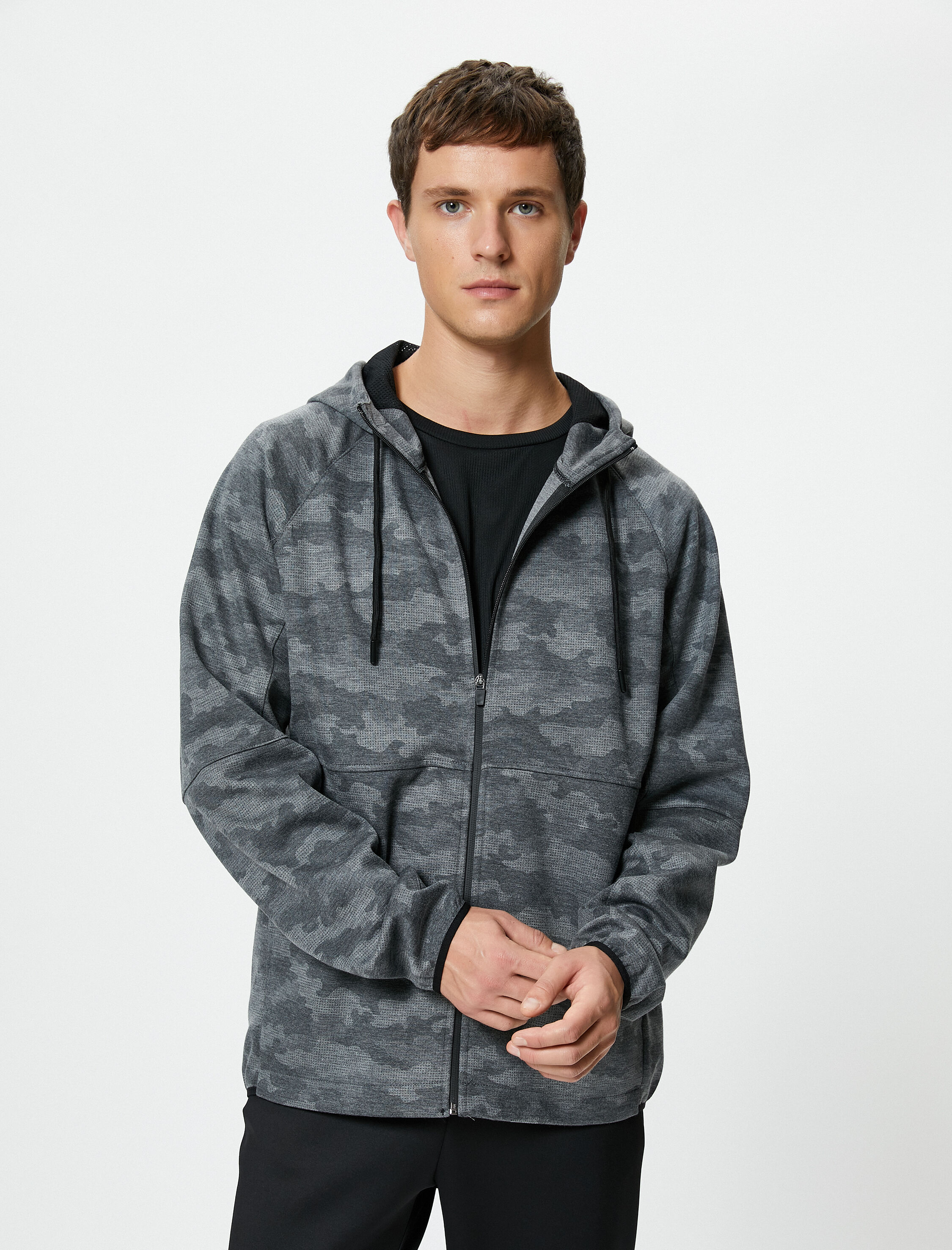   Fermuarlı Hırka Kapşonlu Kamuflaj Desenli Cep Detaylı