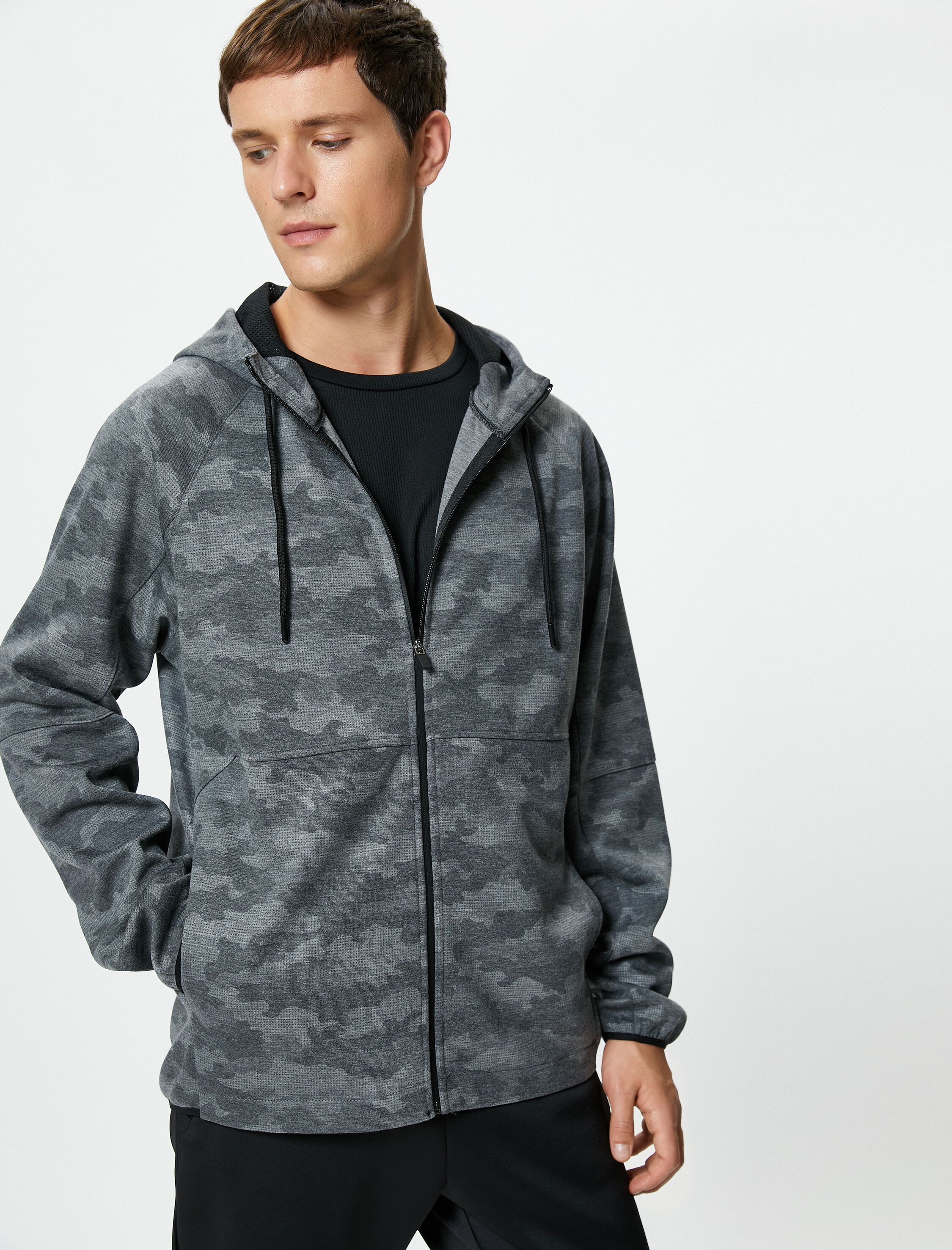   Fermuarlı Hırka Kapşonlu Kamuflaj Desenli Cep Detaylı