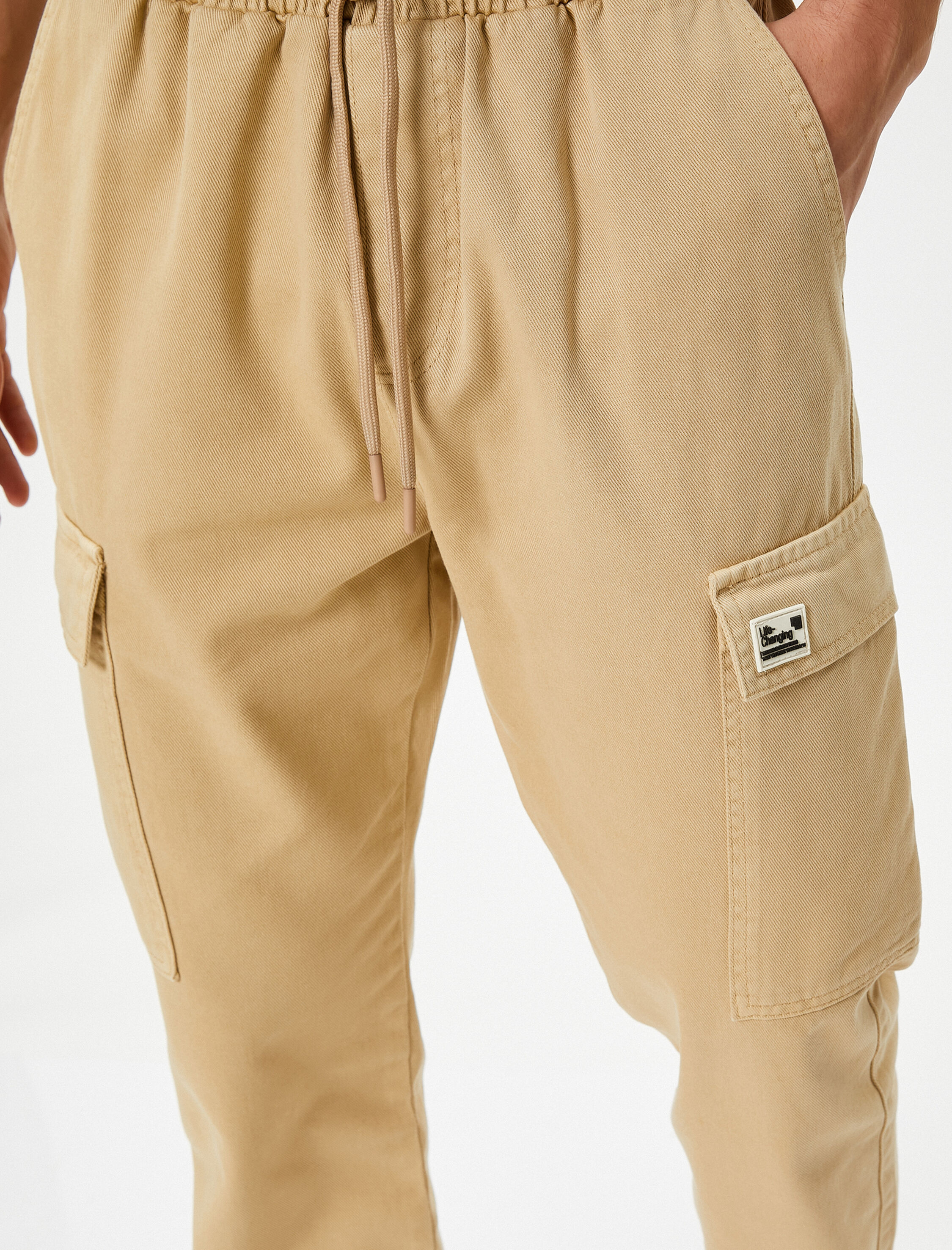   Kargo Jogger Pantolon Beli Bağcıklı Cepli Etiket Baskılı Pamuklu