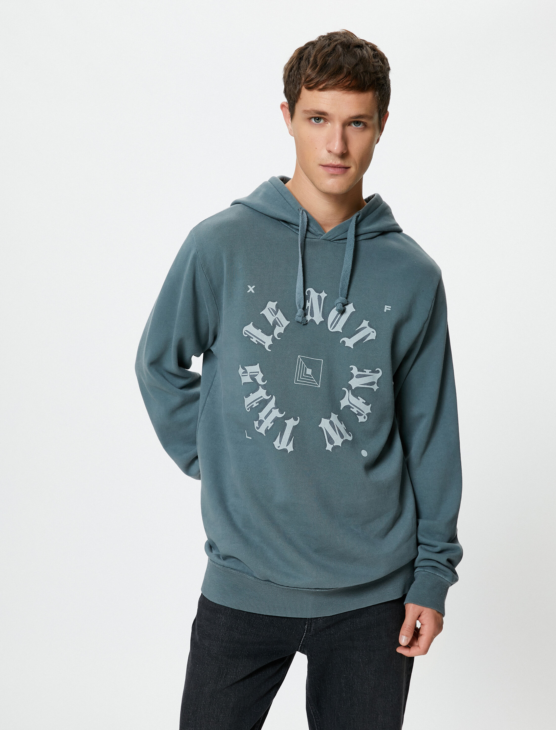   Kapşonlu Sweatshirt Slogan Baskılı Uzun Kollu Şardonlu