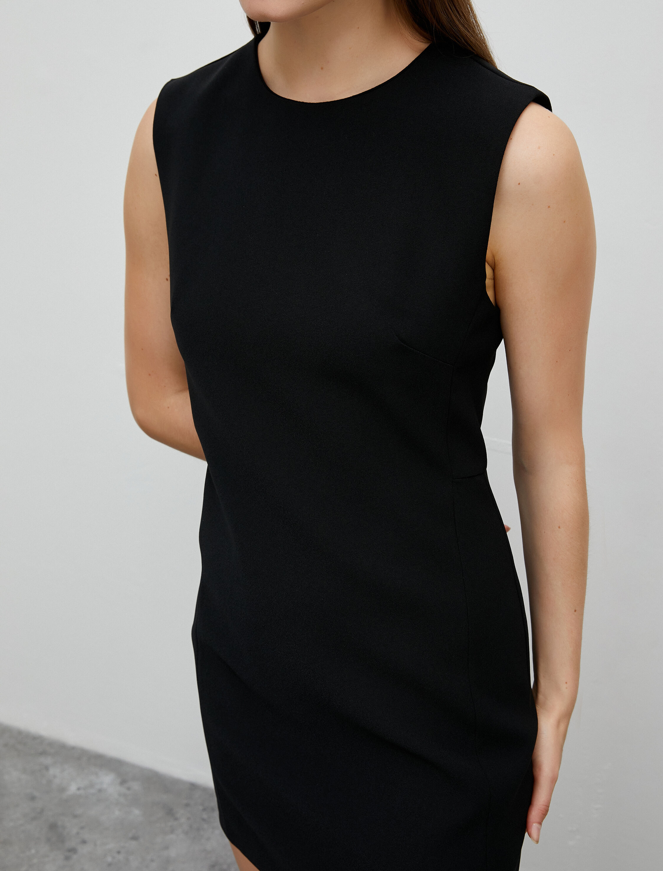   Mini Kalem Elbise Bisiklet Yaka Kolsuz