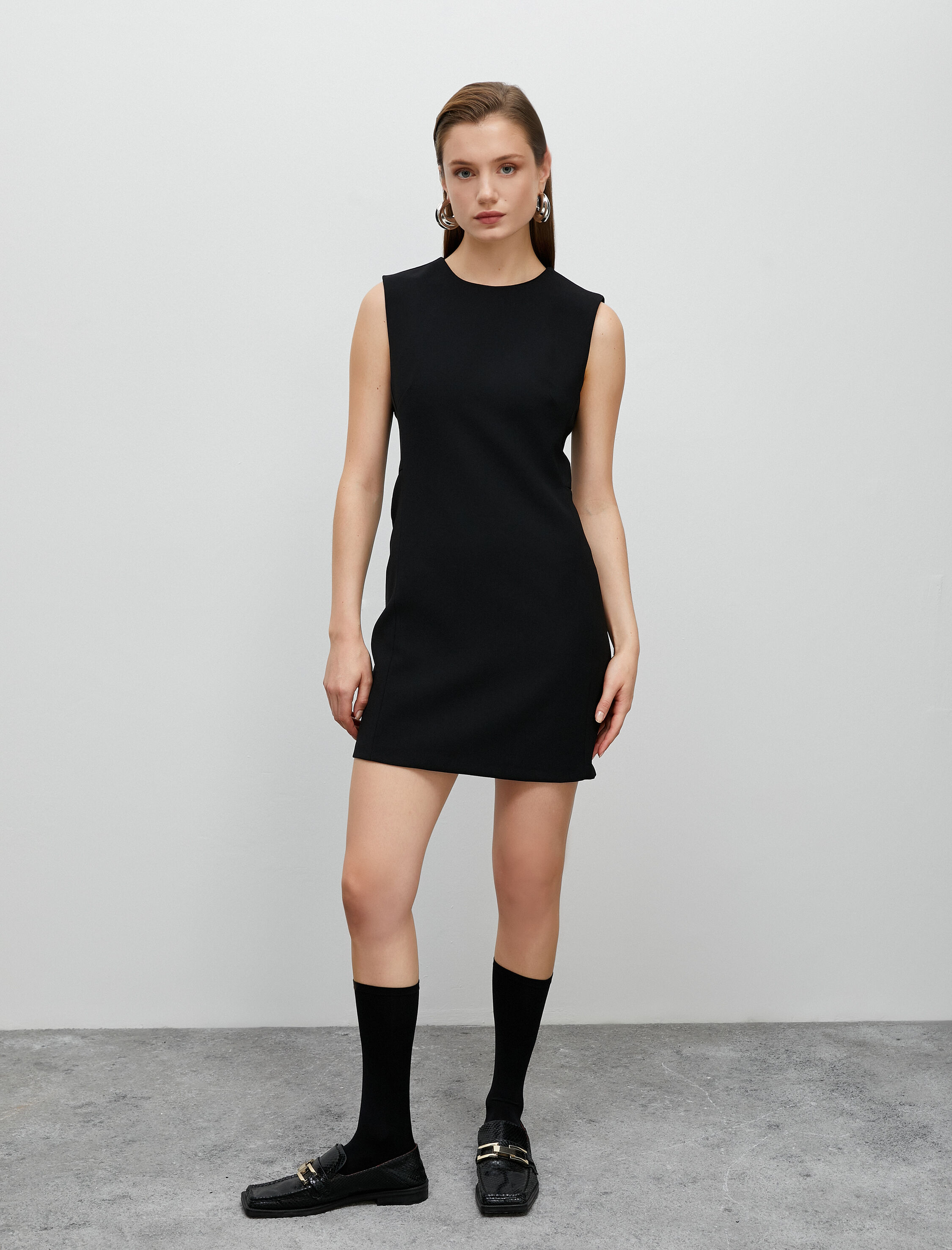   Mini Kalem Elbise Bisiklet Yaka Kolsuz