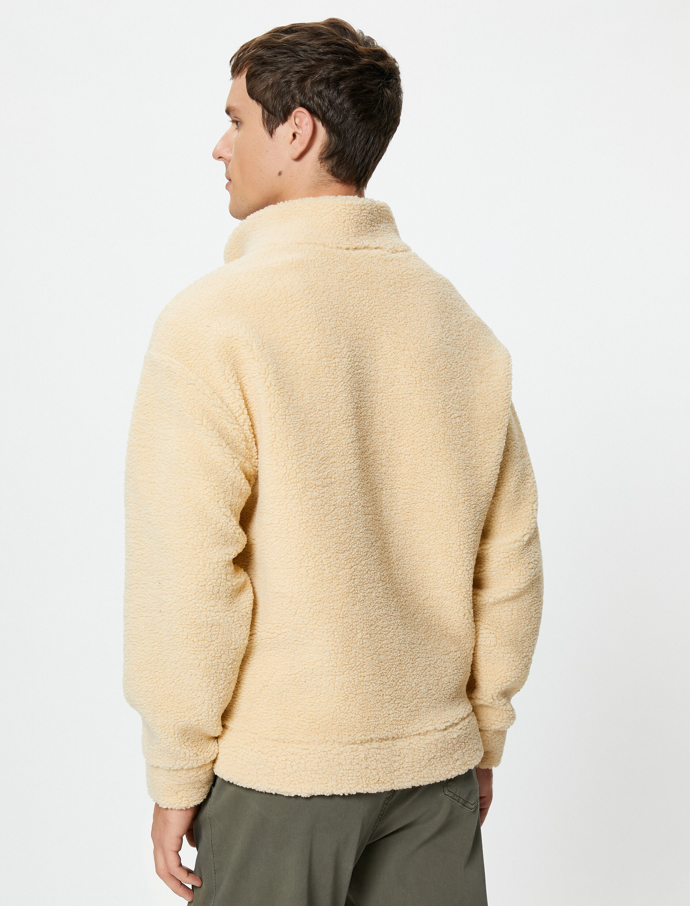   Peluş Hırka Fermuarlı Dik Yaka Yumuşak Dokulu