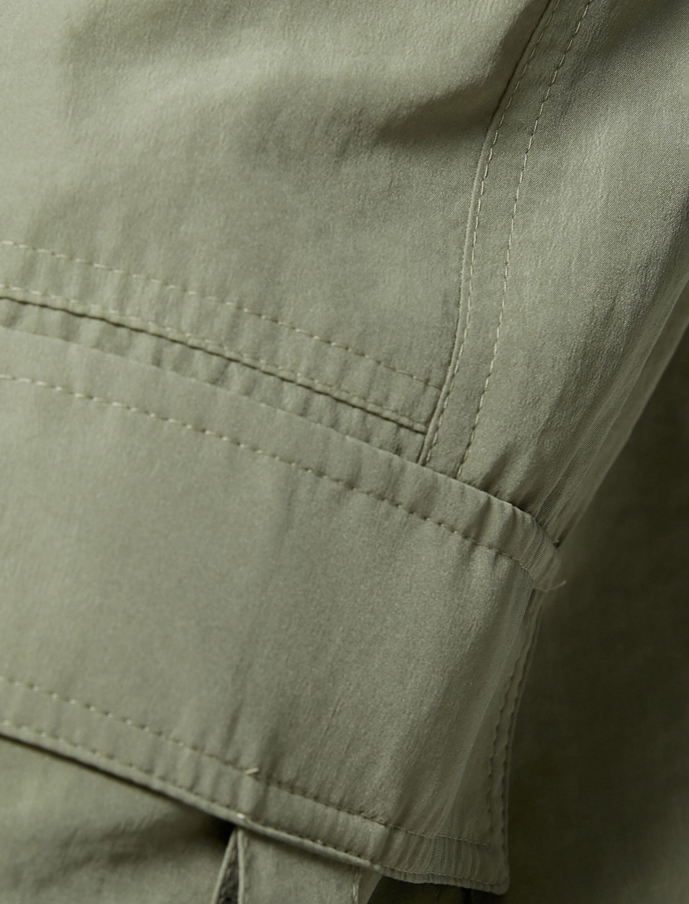 Paraşüt Pantolon Beli Lastikli Yanları Cepli Geniş Paça