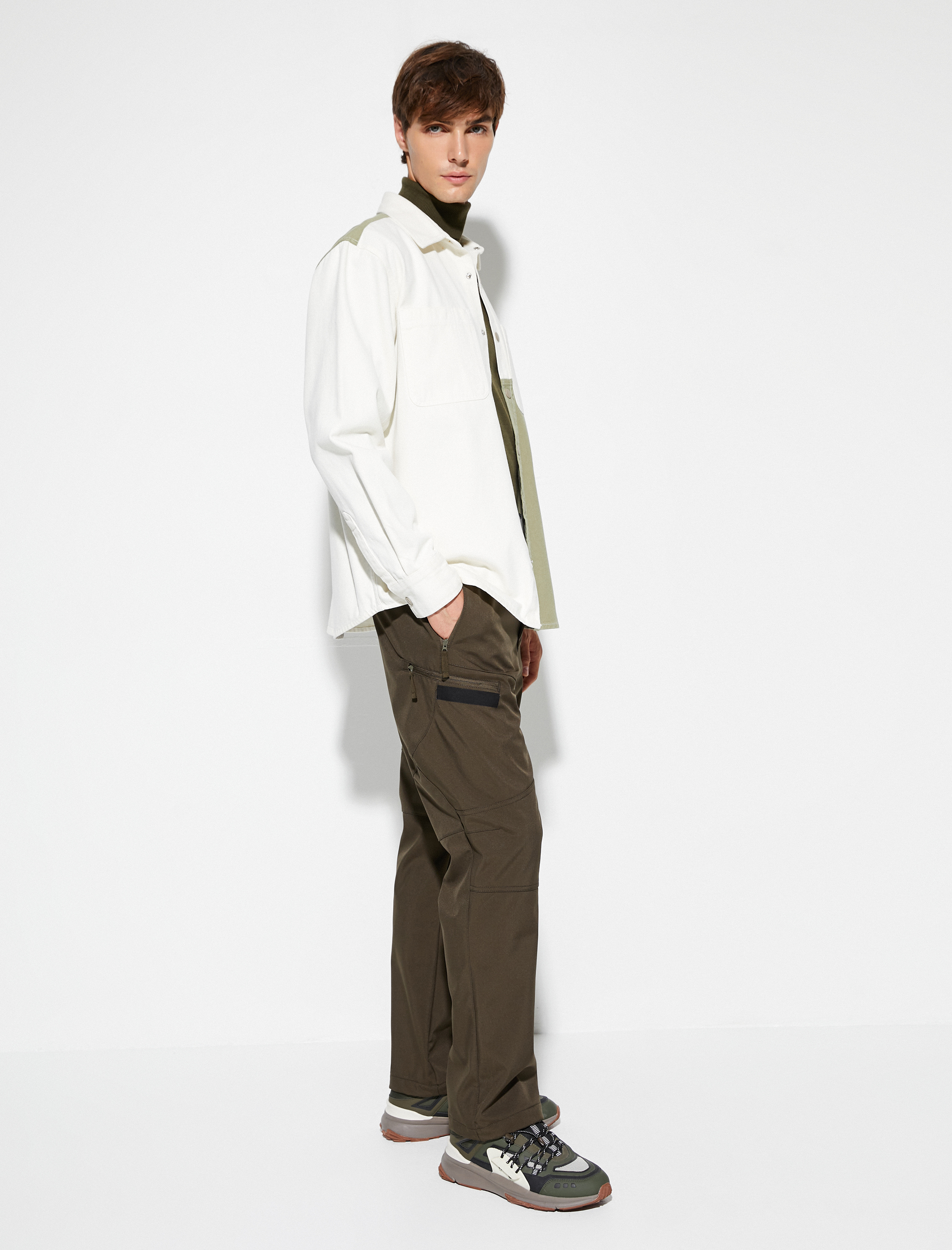   Kanvas Gömlek Klasik Yaka Cep Detaylı Renk Bloklu Çıtçıt Düğmeli