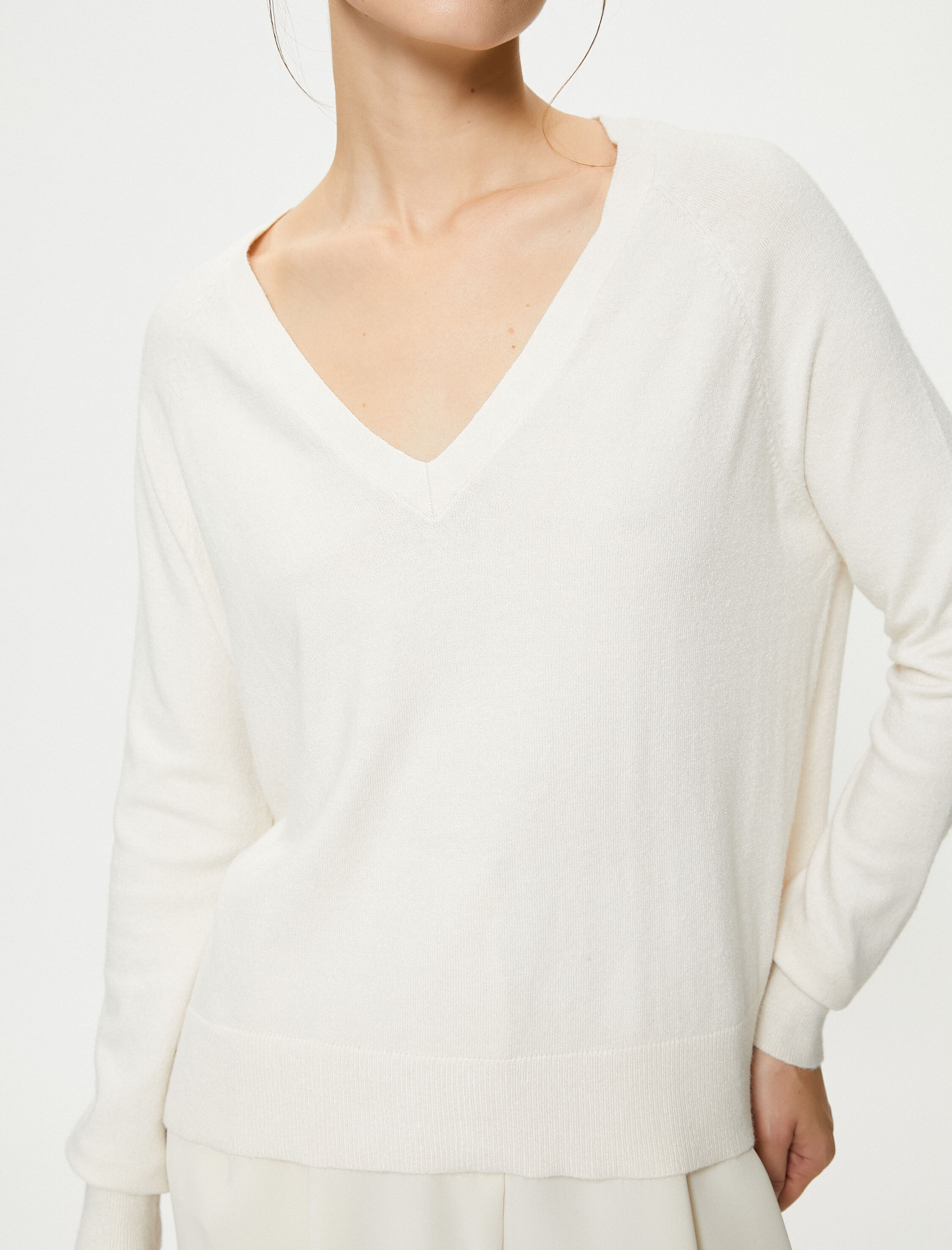   Triko Kazak V Yaka Uzun Kollu Viskon Karışımlı