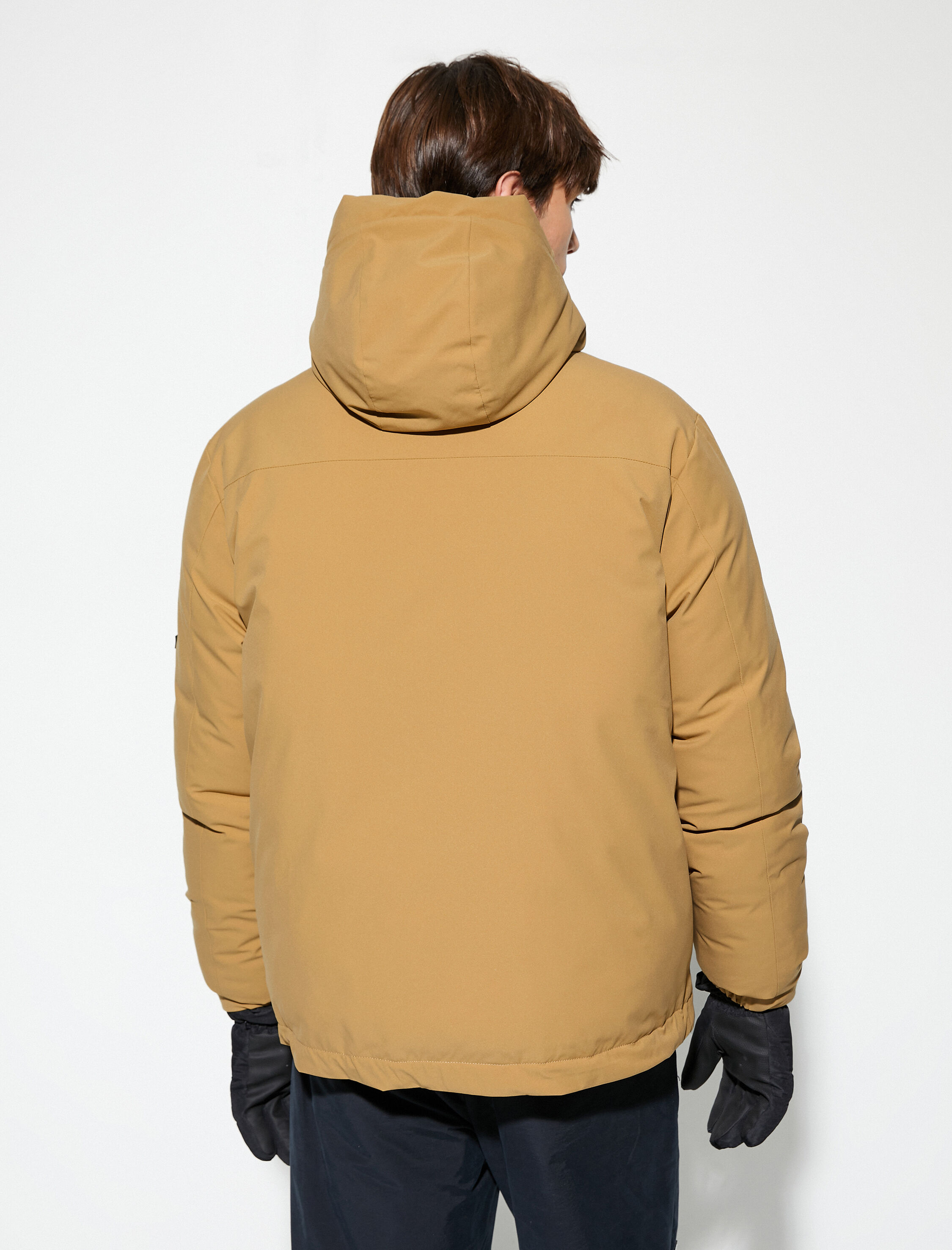   Kar Montu Kapşonlu Etiket Detaylı Fermuarlı Çift Cepli