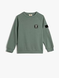 Sweatshirt Cep ve Aplike Detaylı Bisiklet Yaka Uzun Kollu Pamuklu