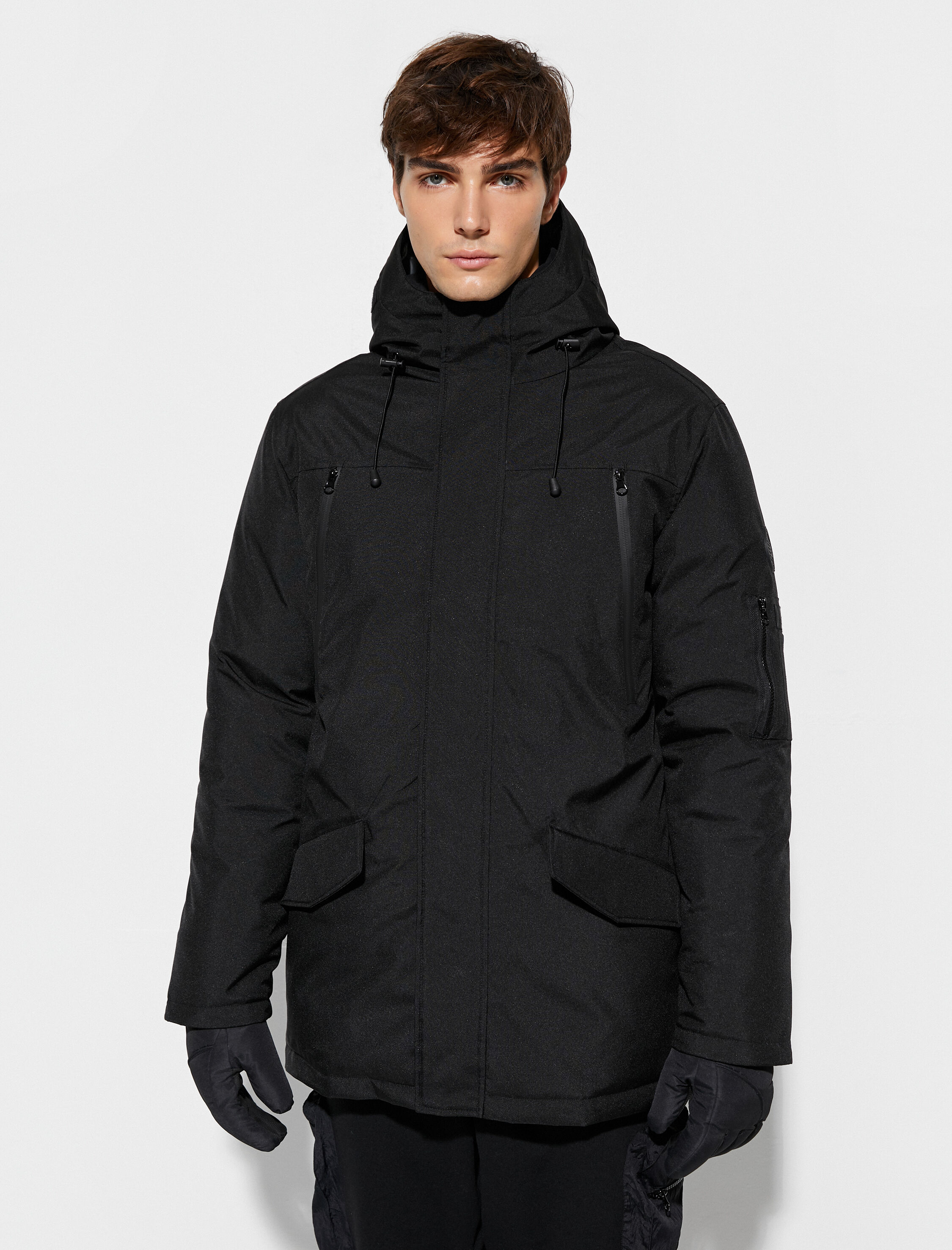   Kar Montu Kapşonlu Etiket Detaylı Fermuarlı Çift Cepli