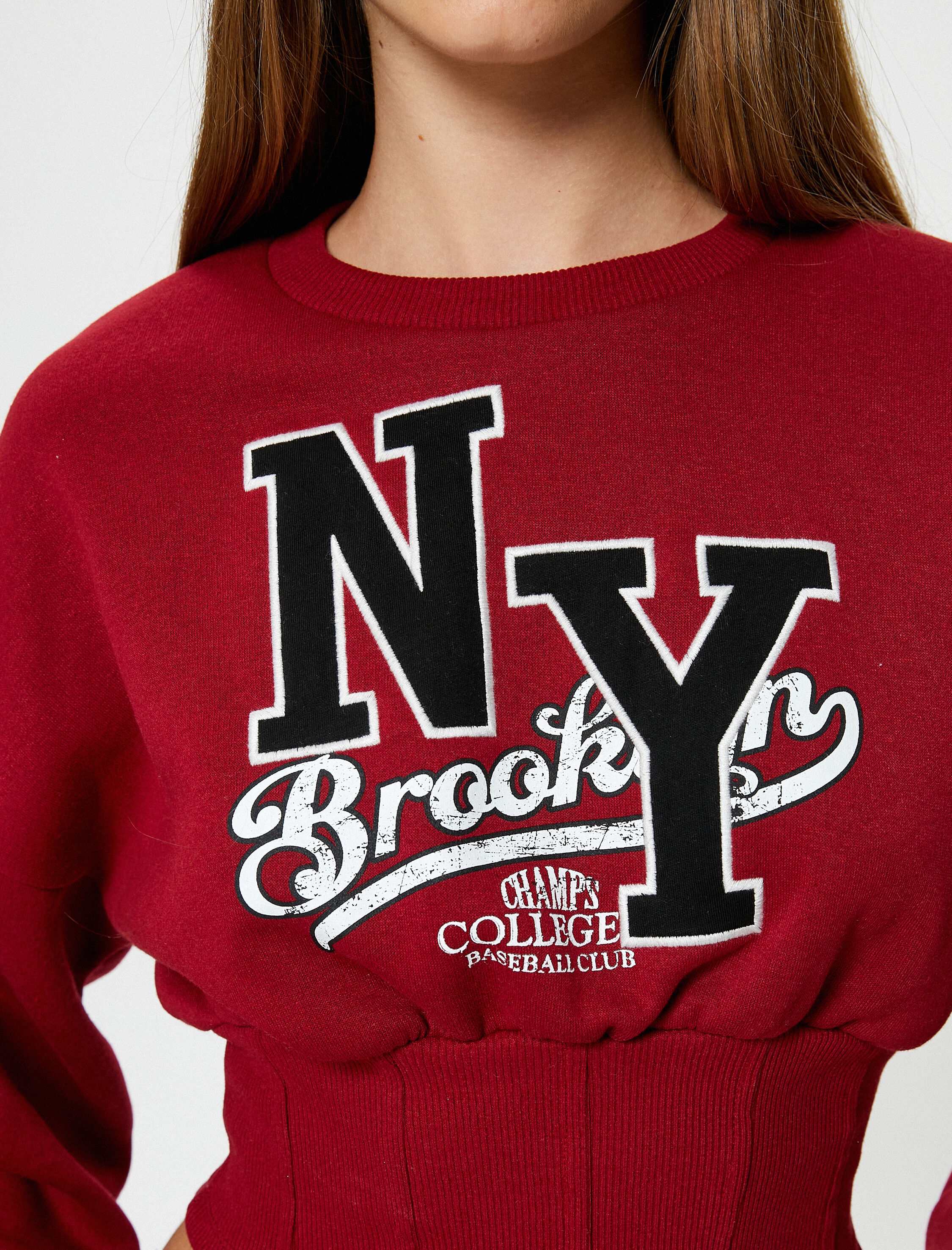   Kolej Crop Sweatshirt Korse Detaylı Şardonlu Uzun Kollu Bisiklet Yaka