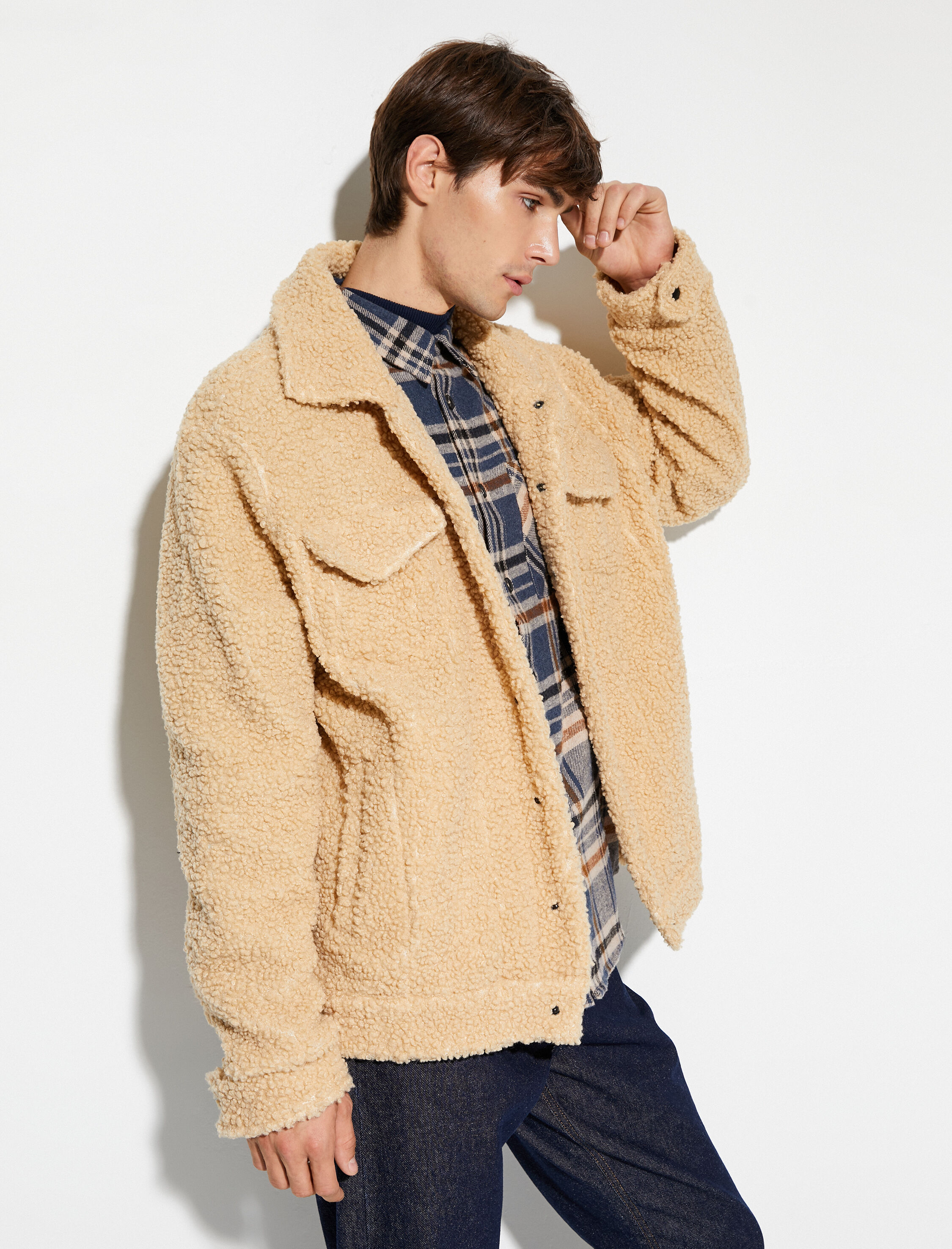   Oversize Peluş Ceket Çift Cepli Polo Yaka Çıtçıt Düğmeli