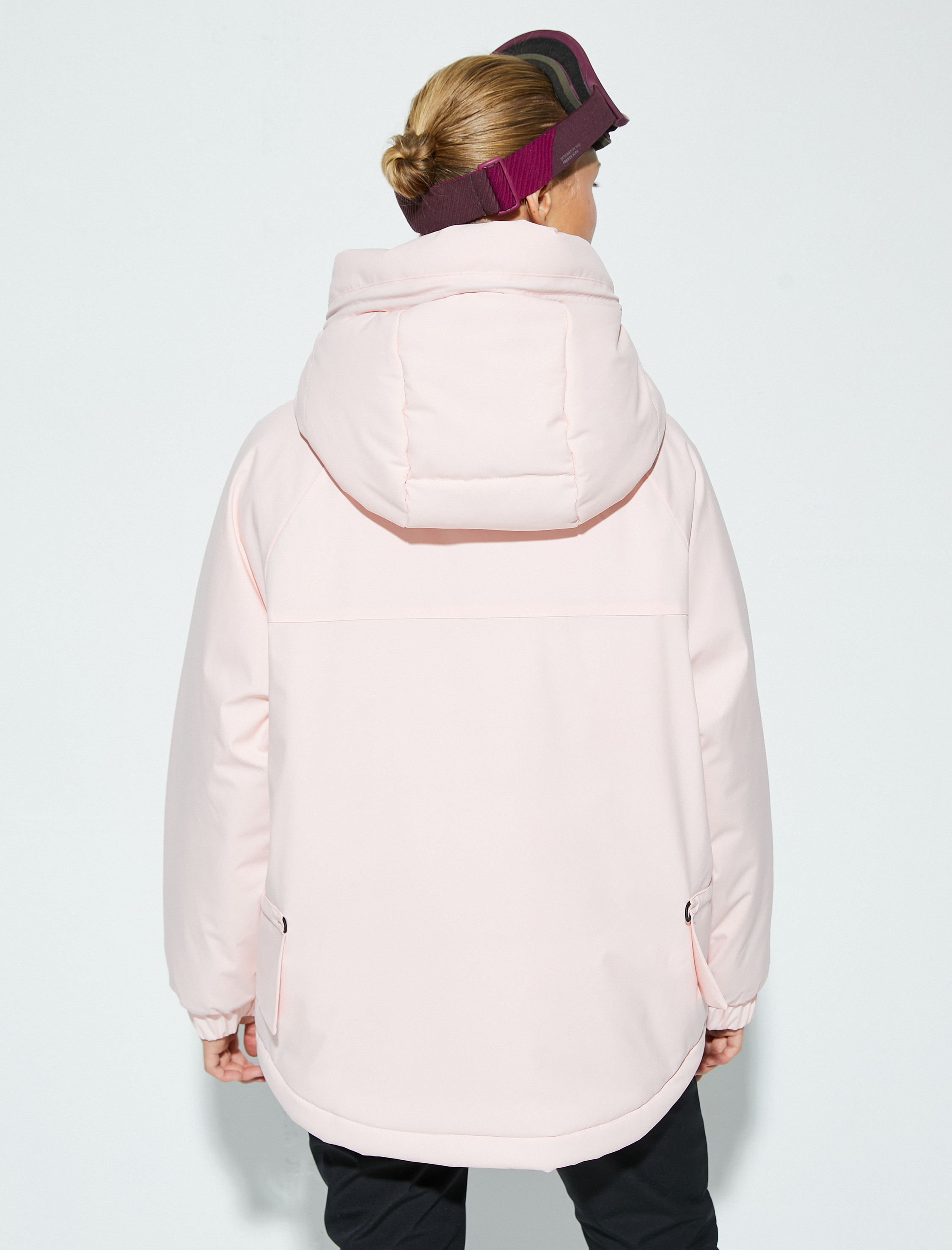   Şişme Mont Kapşonlu Cepli Reflektör Detaylı Beli Bağcıklı Fermuar Kapamalı