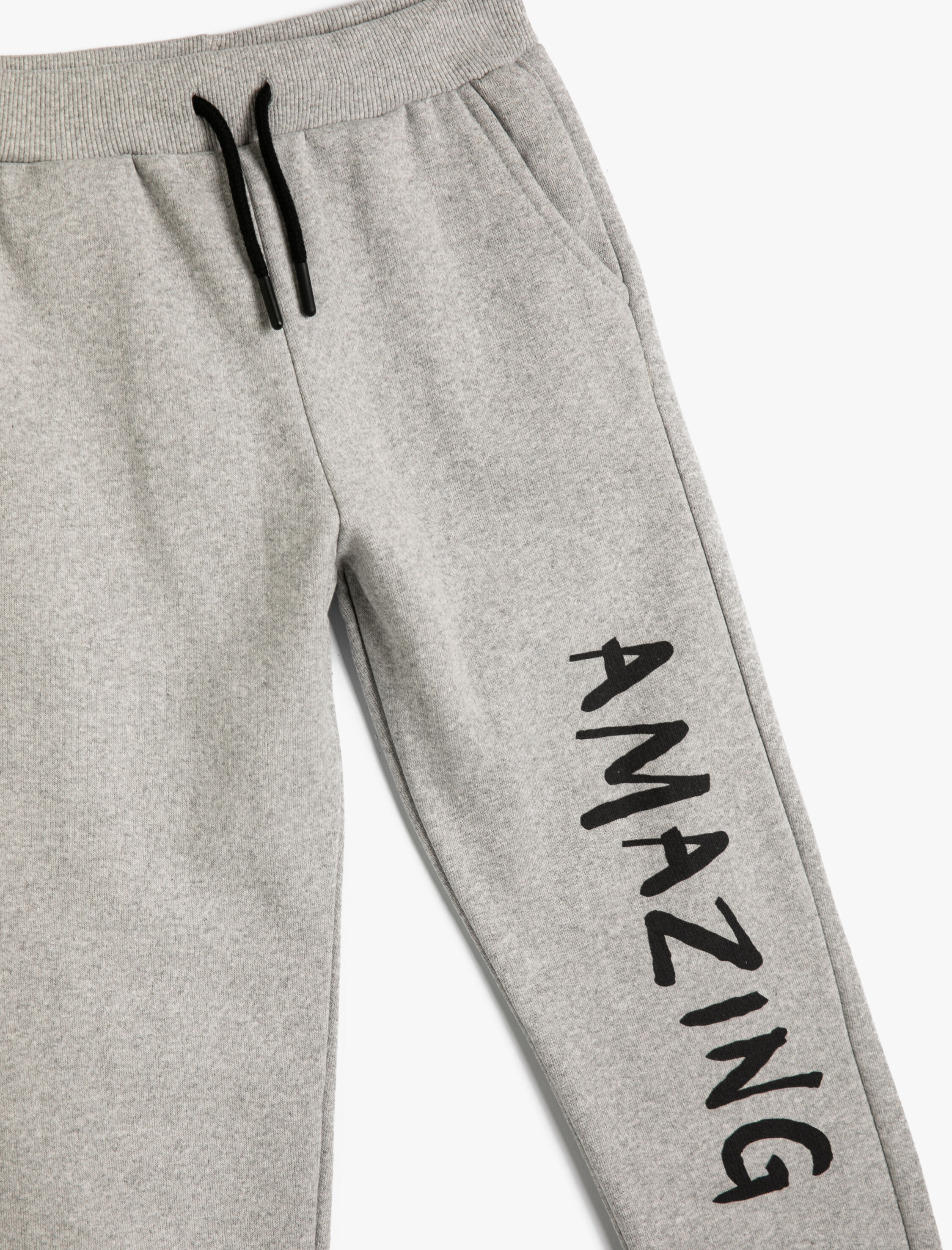  Erkek Çocuk Basic Jogger Eşofman Altı Yazı Baskılı Beli Bağlamalı Şardonlu