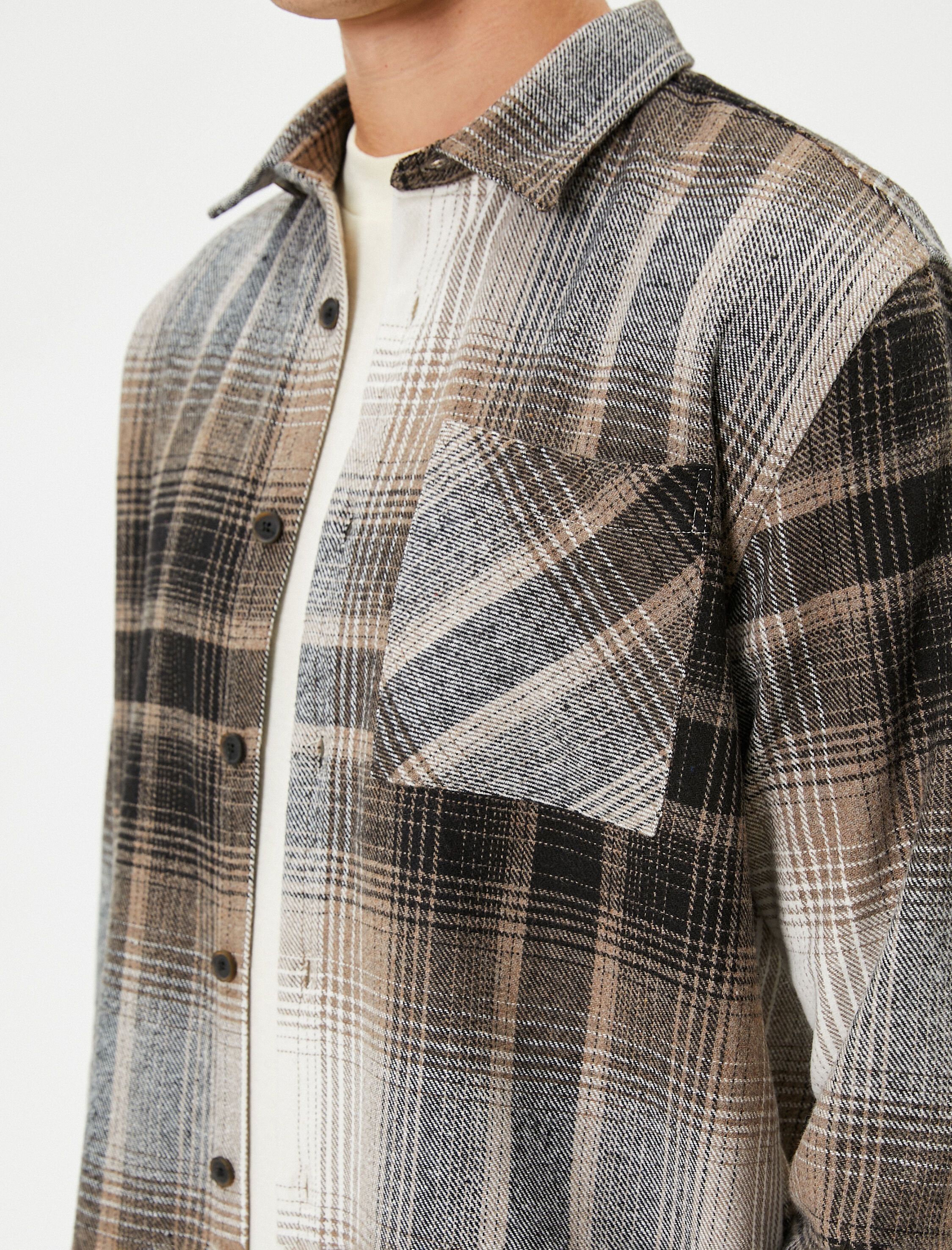   Oduncu Gömleği Cep Detaylı Klasik Yaka Düğmeli Uzun Kollu