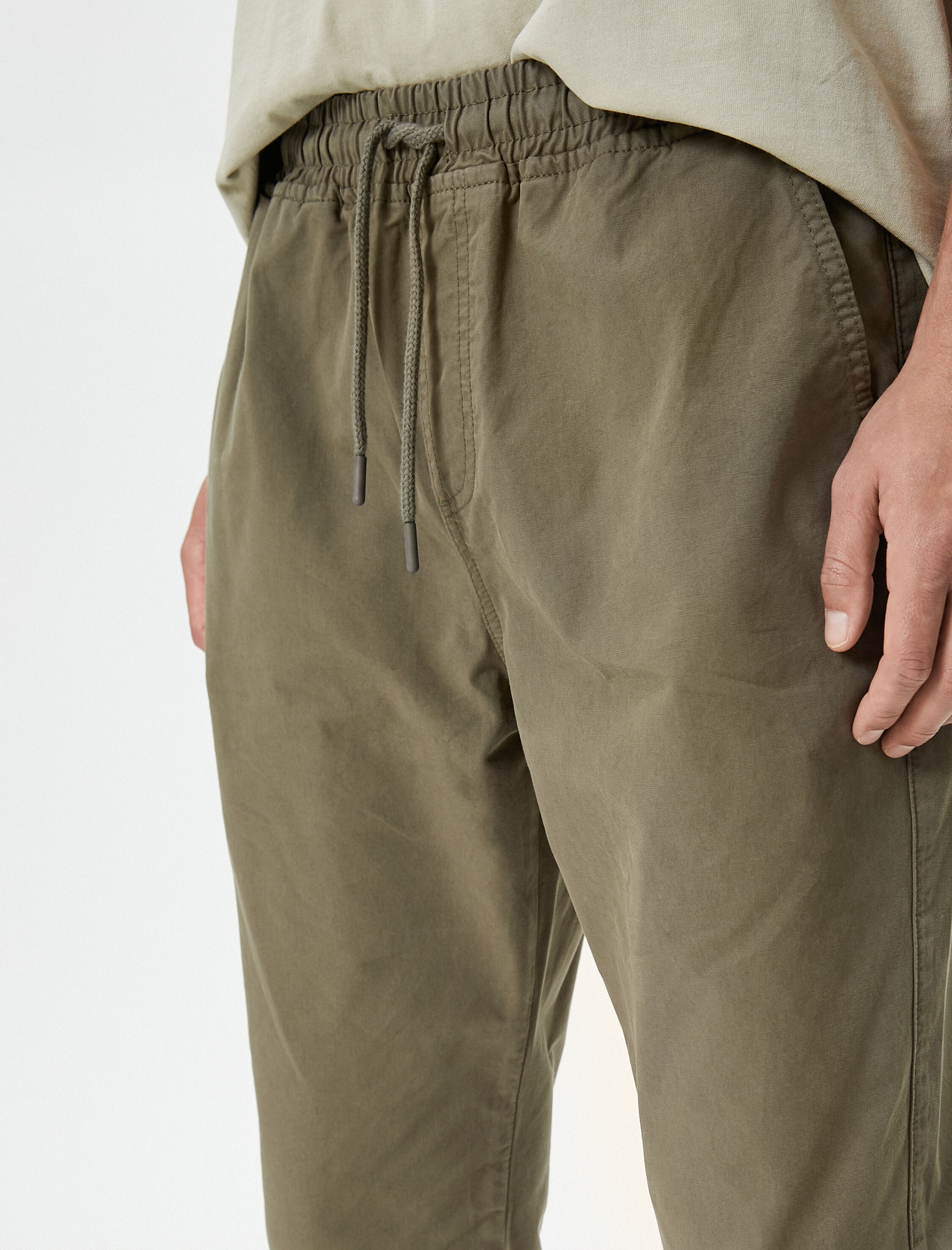   Jogger Pantolon Yıkamalı Rahat Kesim Beli Bağcıklı Cep Detaylı