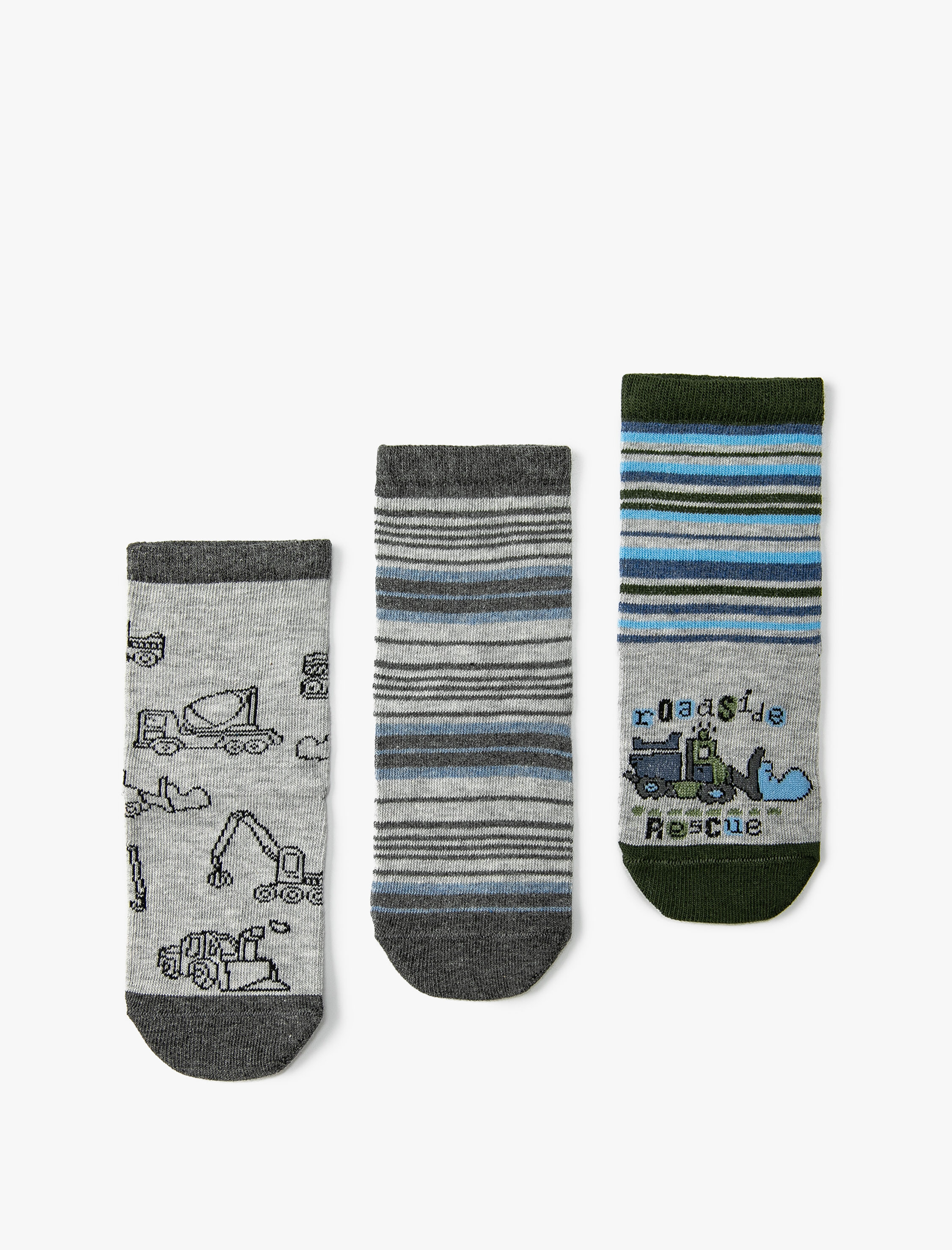  Erkek Çocuk 3’lü Çorap Seti Çok Renkli