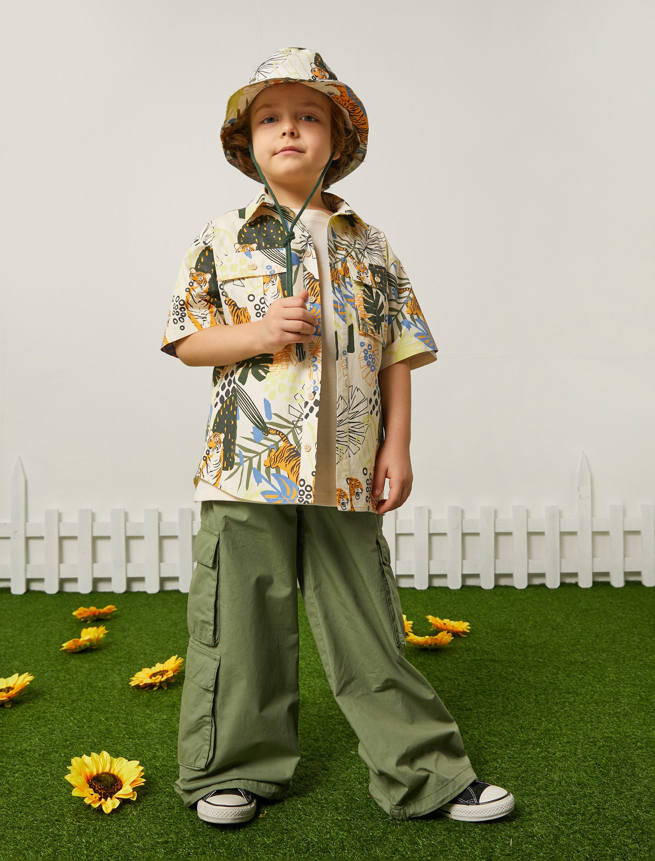  Erkek Çocuk Paraşüt Pantolon Beli Bağlamalı Yanları Cepli Pamuklu