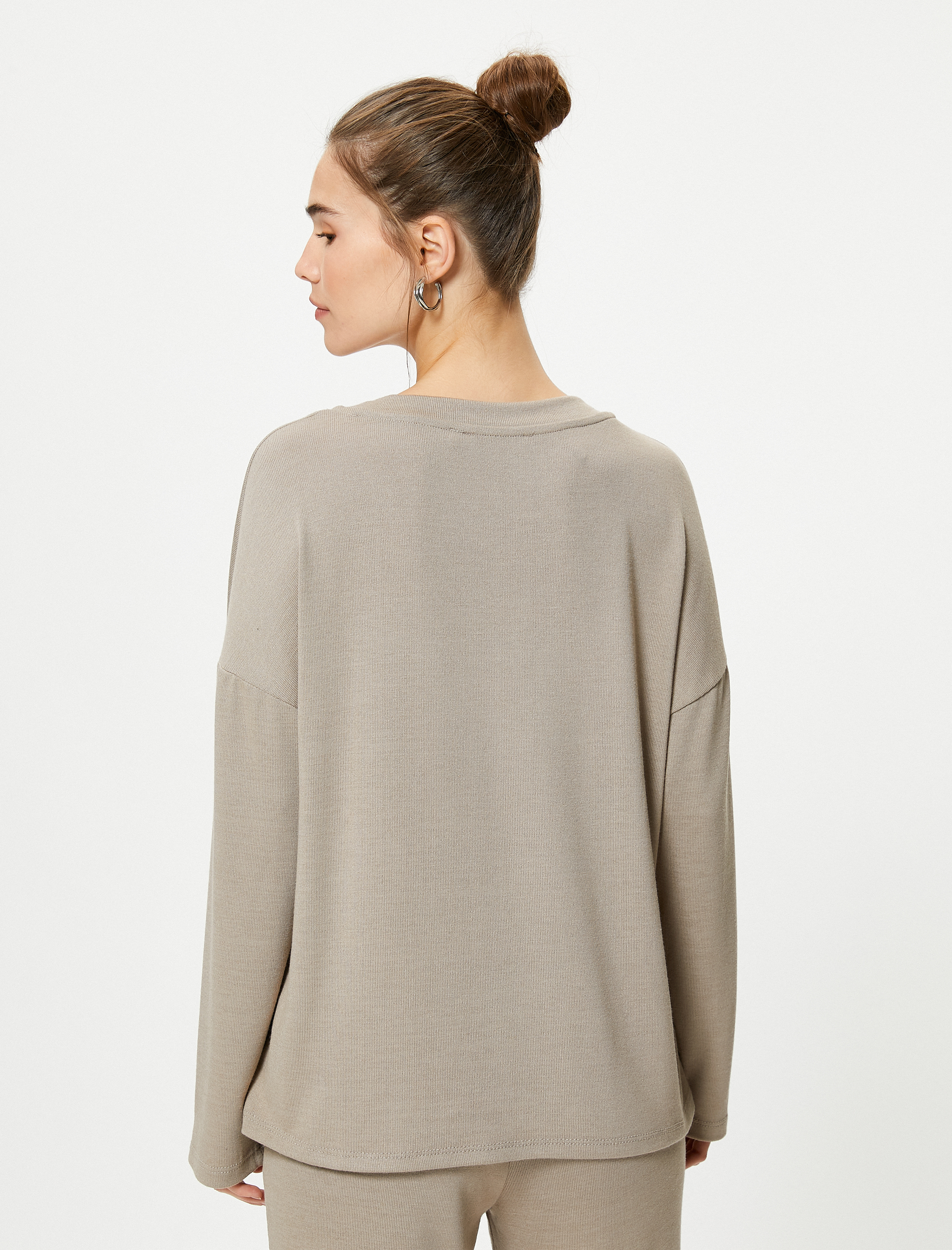   Uzun Kollu Pijama Üstü V Yaka Düşük Omuzlu Viskon Karışımlı