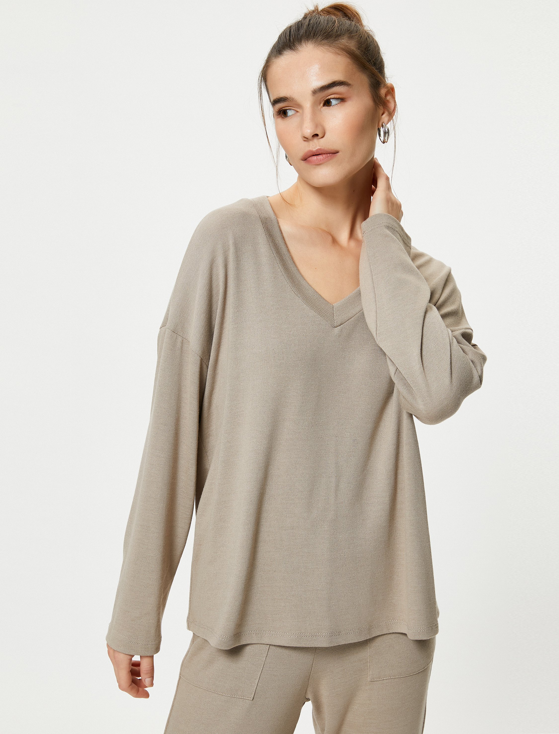   Uzun Kollu Pijama Üstü V Yaka Düşük Omuzlu Viskon Karışımlı