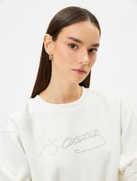 Atatürk Baskılı Sweatshirt Parlak Taş İşlemeli Bisiklet Yaka 100. Yıla Özel