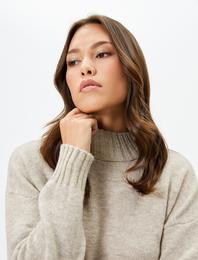 Koton X Şahika Ercümen - Simli Yarım Balıkçı Yaka Kazak