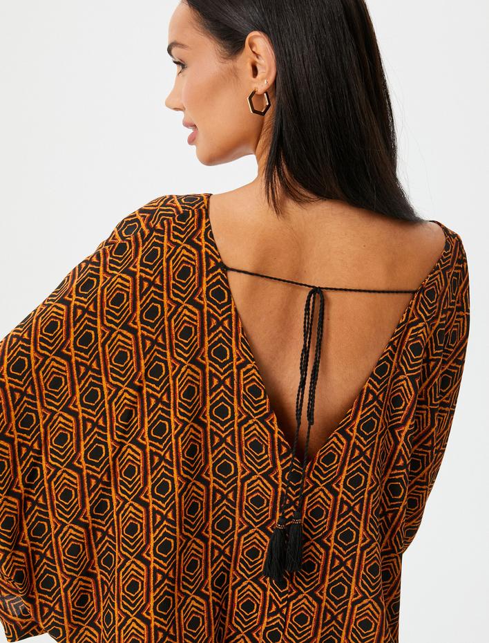  Rahat Kesim Bluz V Yaka Etnik Desenli Geniş Kollu Viskon