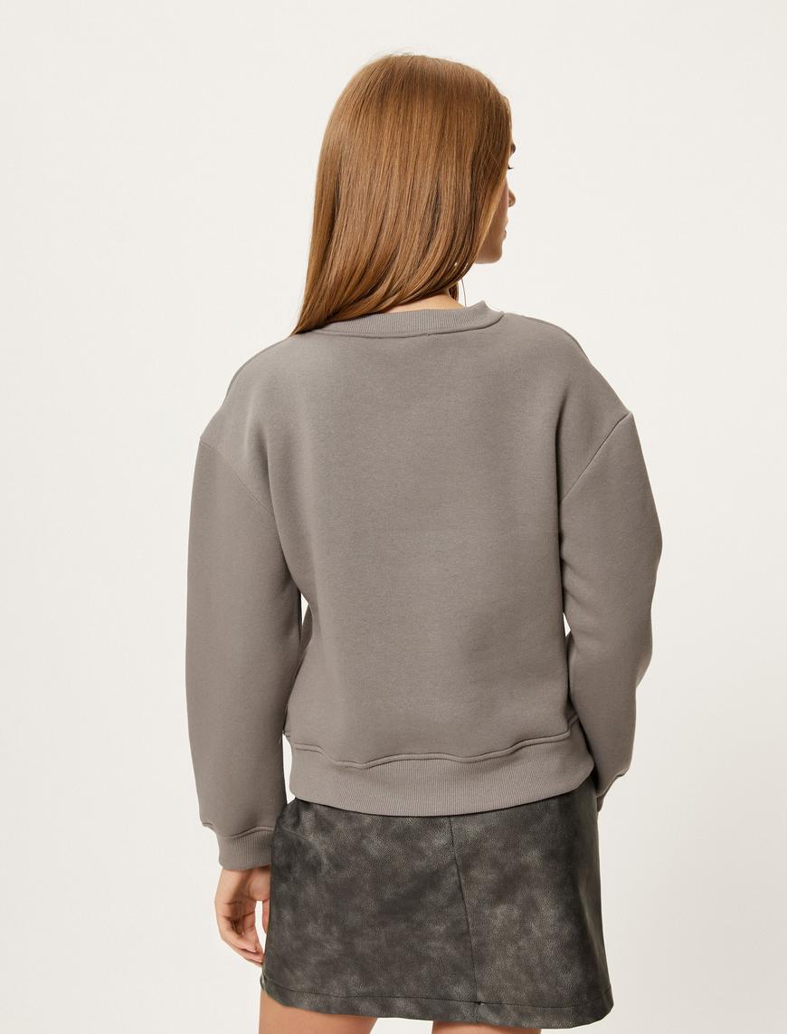   Pencere Detaylı Sweatshirt Uzun Kollu Bisiklet Yaka Pamuk Karışımlı Şardonlu