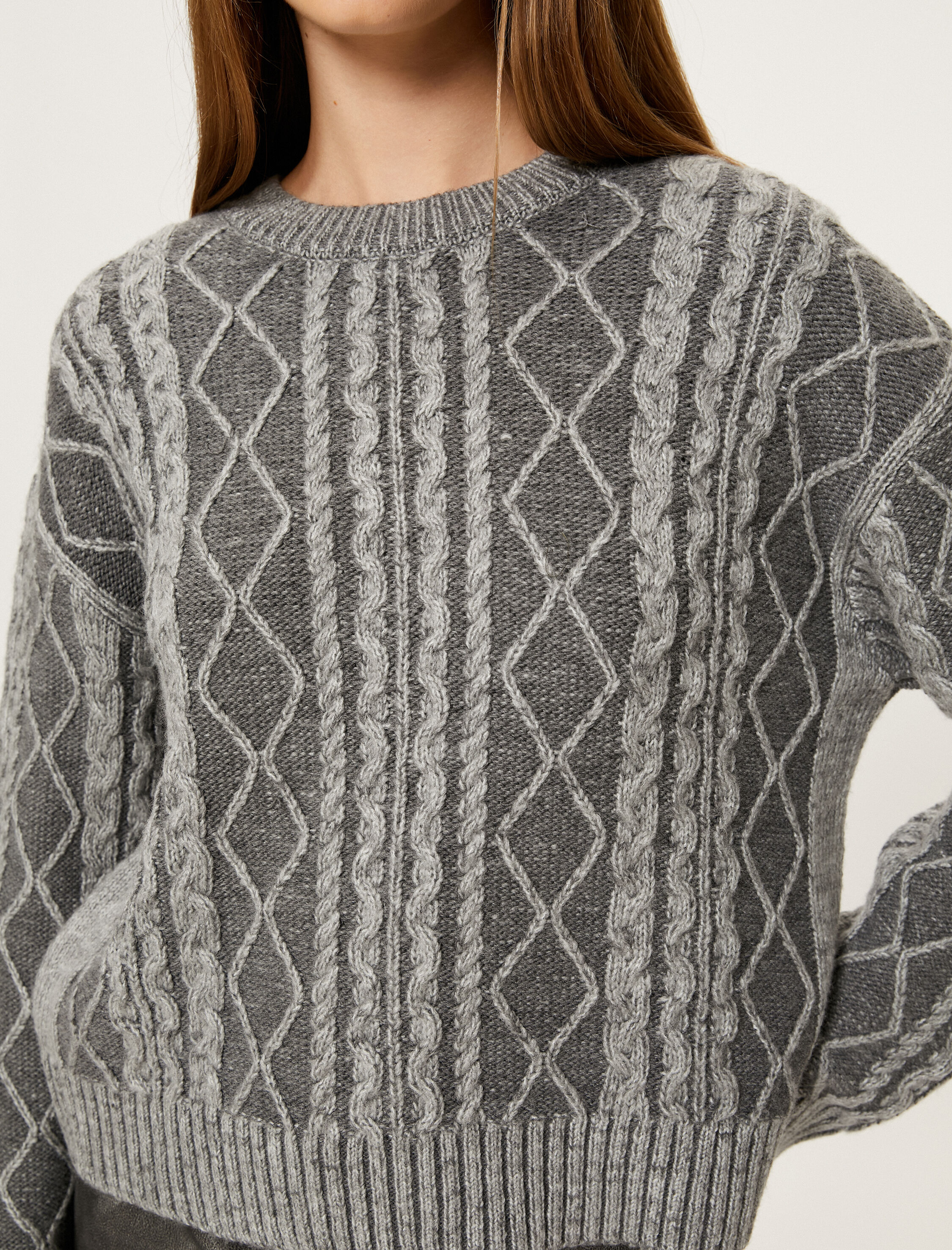   Triko Kazak Saç Örgü Detaylı Uzun Kollu Bisiklet Yaka