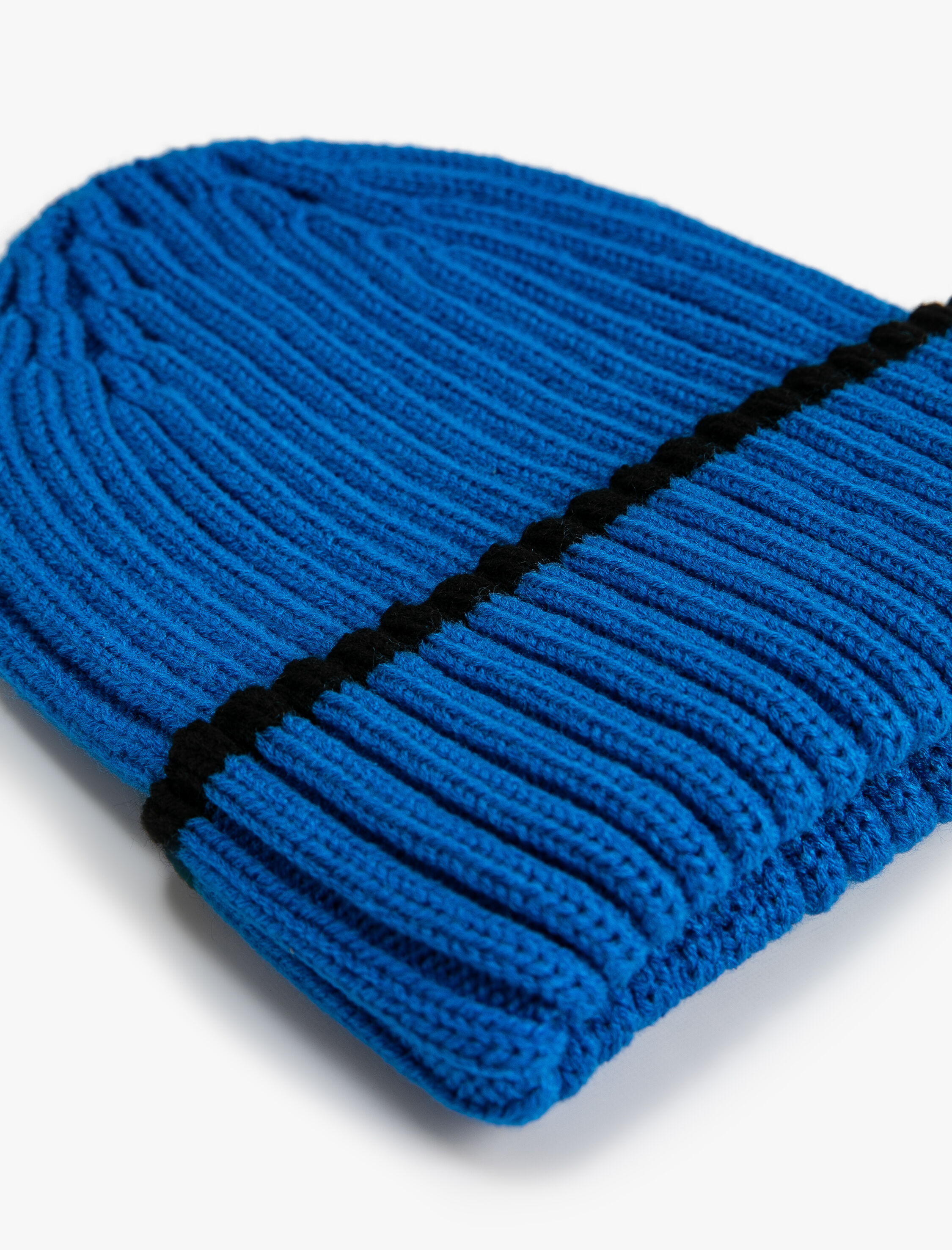  Erkek Akrilik Örgü Bere Katlamalı Şerit Detaylı