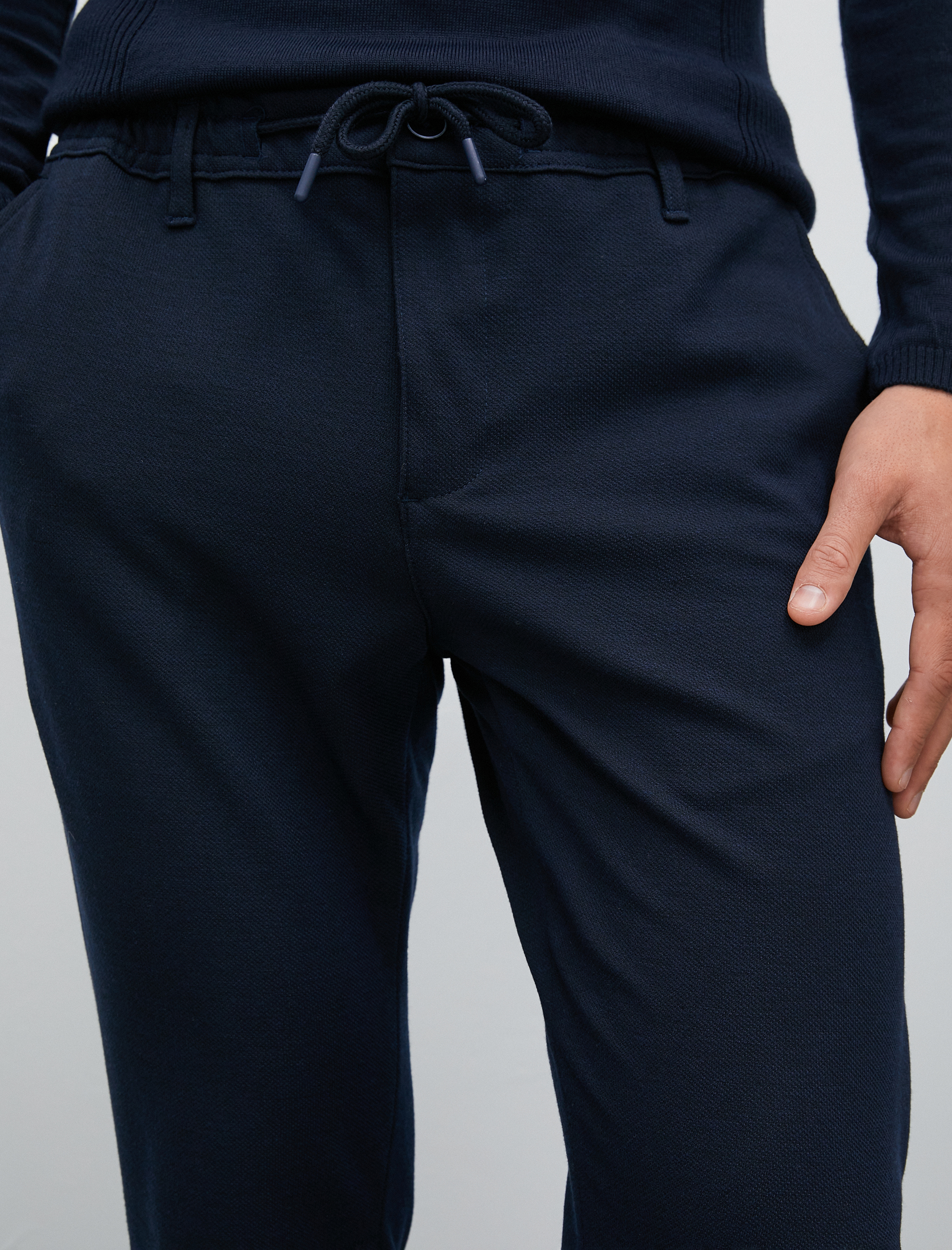   Beli Bağcıklı Pantolon Cep Detaylı