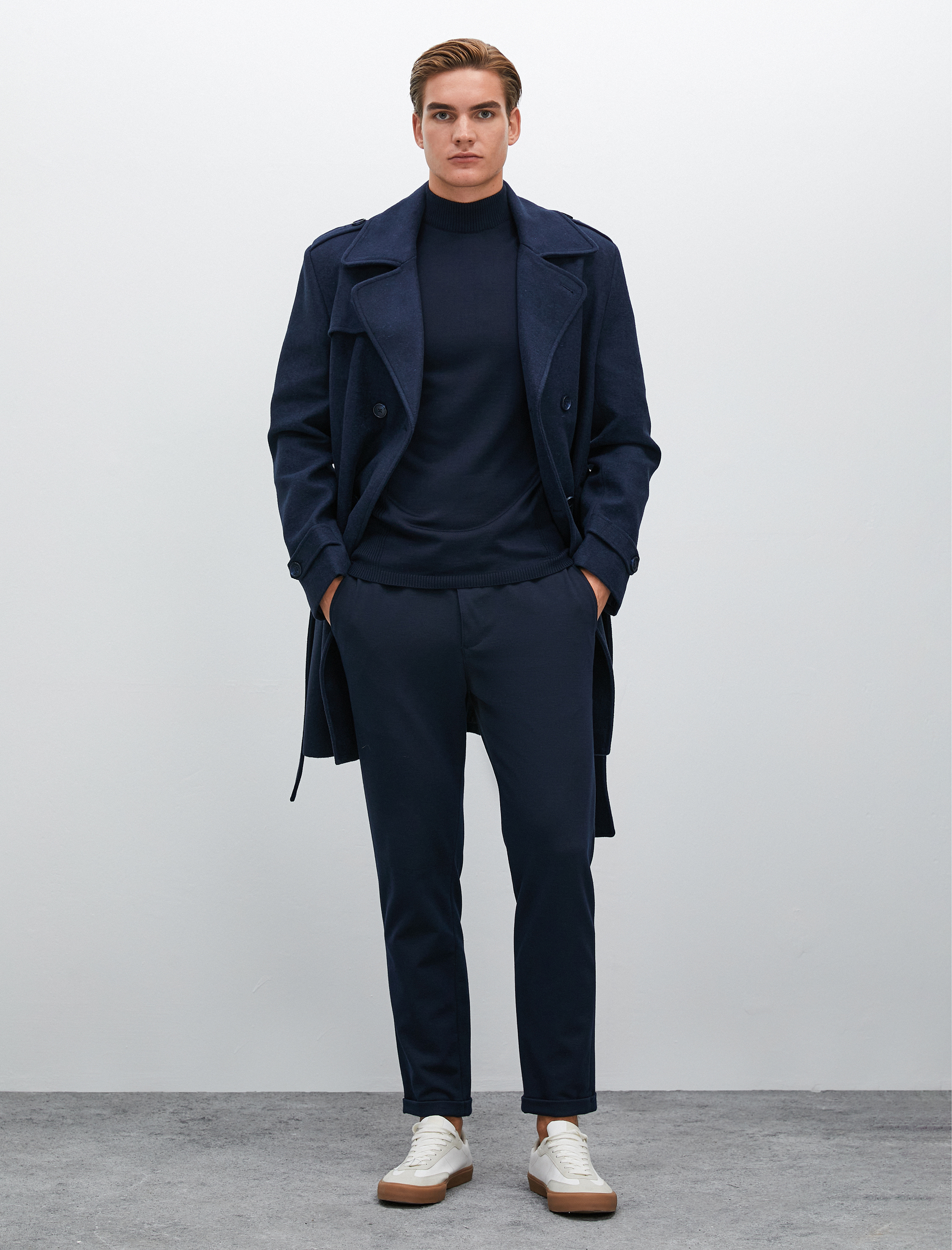   Beli Bağcıklı Pantolon Cep Detaylı