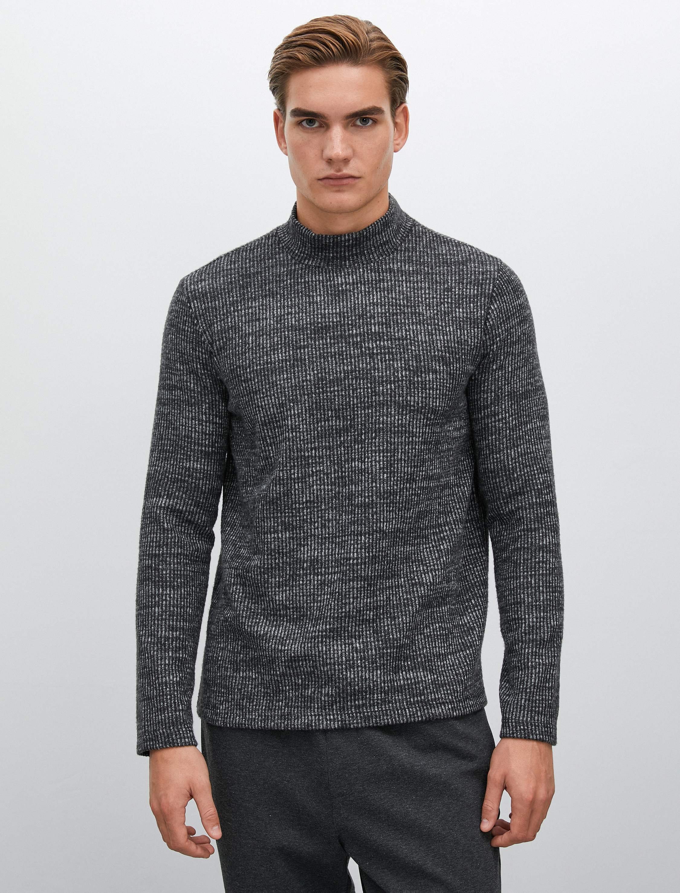   Kırçıllı Kazak Yarım Balıkçı Yaka Uzun Kollu Yumuşak Dokulu