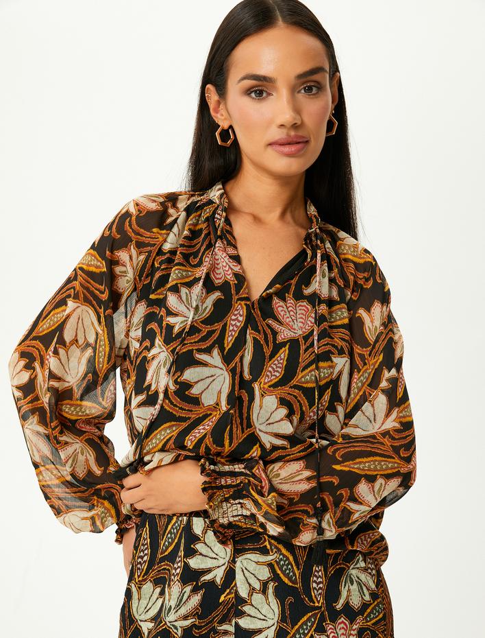  Şifon Bluz Bağlama Detaylı Hakim Yaka Balon Kollu Gipeli