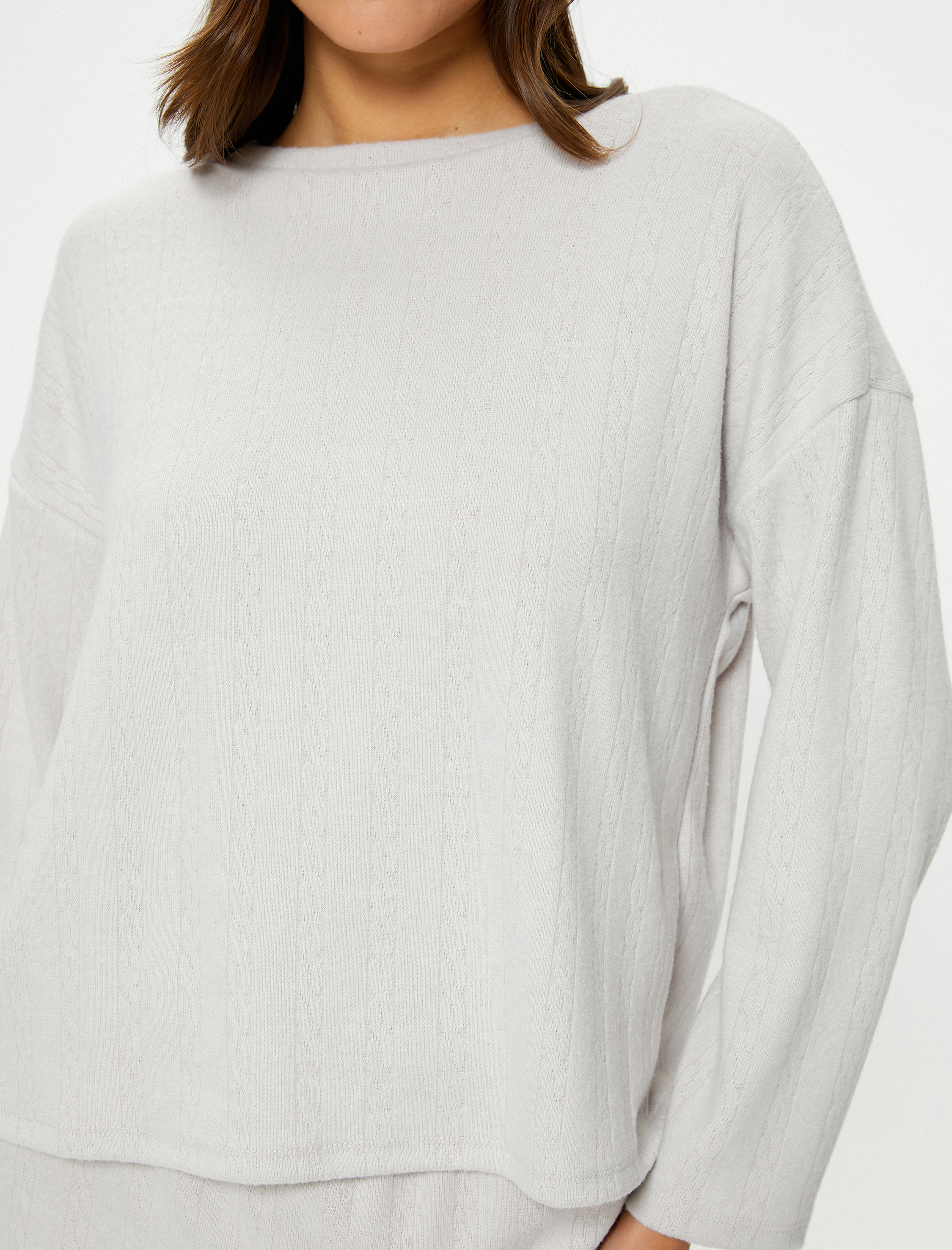   Pijama Üstü Uzun Kollu Bisiklet Yaka Dokulu Rahat Kesim