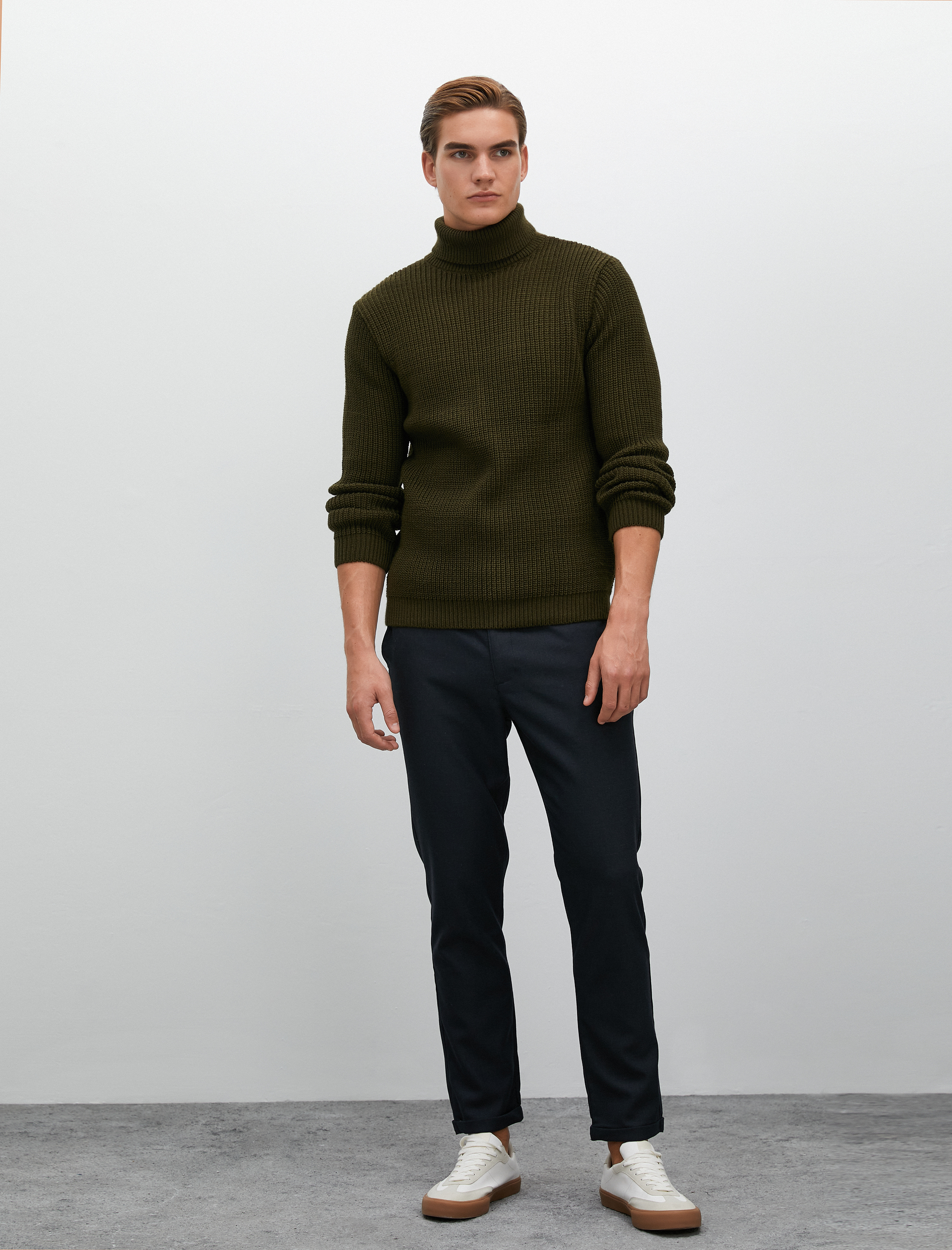   Basic Boğazlı Kazak Triko Uzun Kollu Dokulu