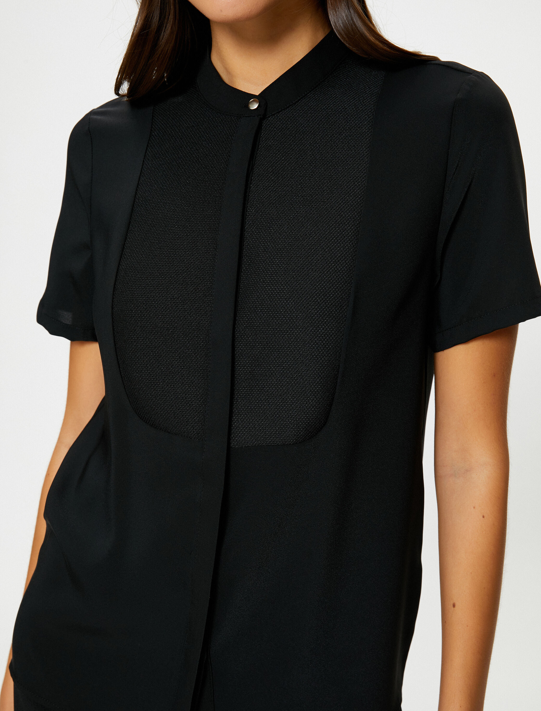   Kısa Kollu Gömlek Hakim Yaka Roba Detaylı Regular Fit