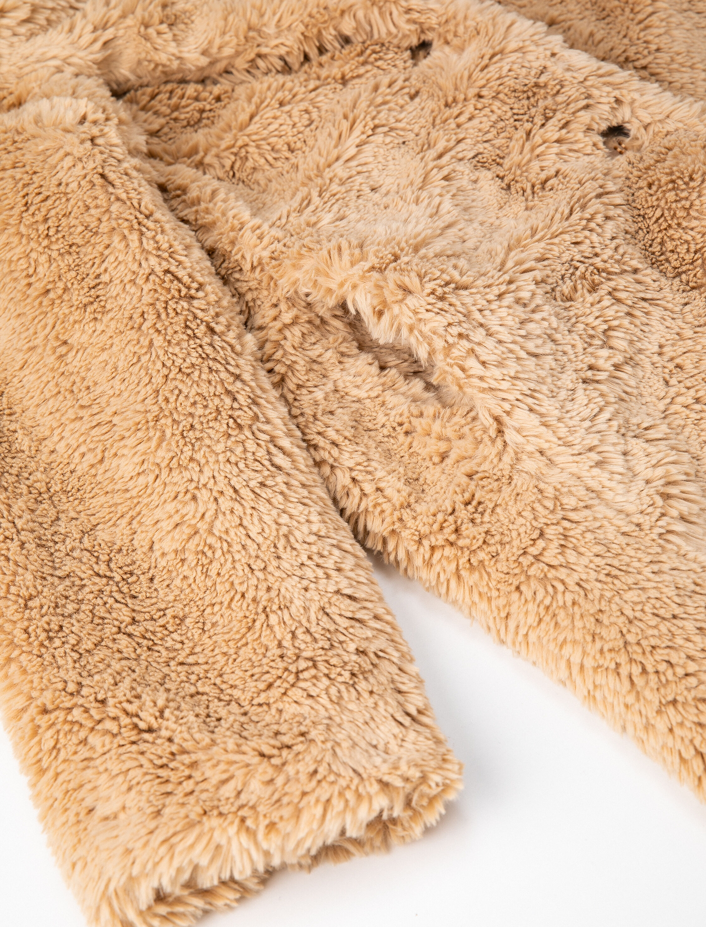   Oversize Peluş Kaban Uzun Cep Detaylı Düğmeli