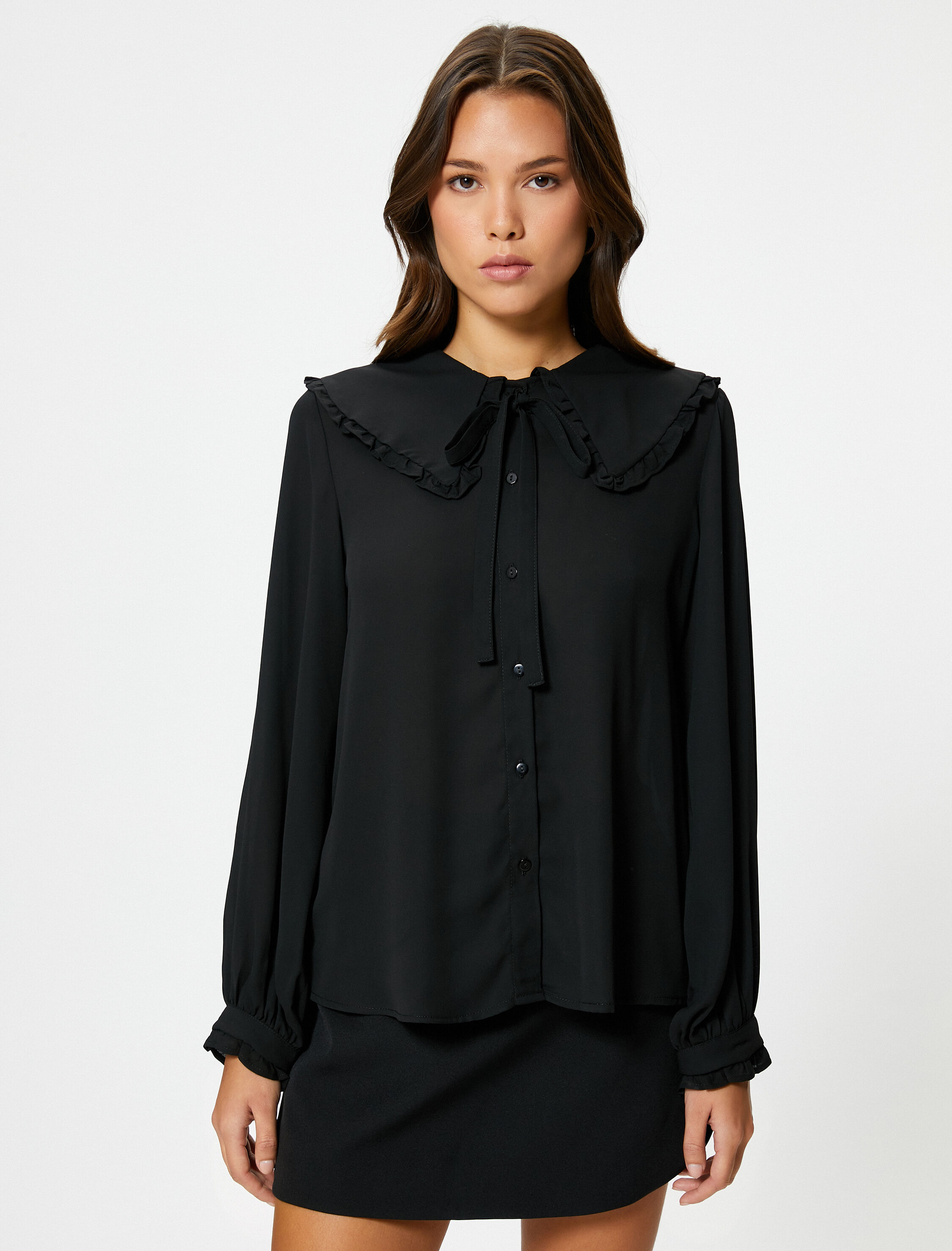   Bebe Yaka Gömlek Bağlama Detaylı Fırfırlı Balon Kollu Düğmeli