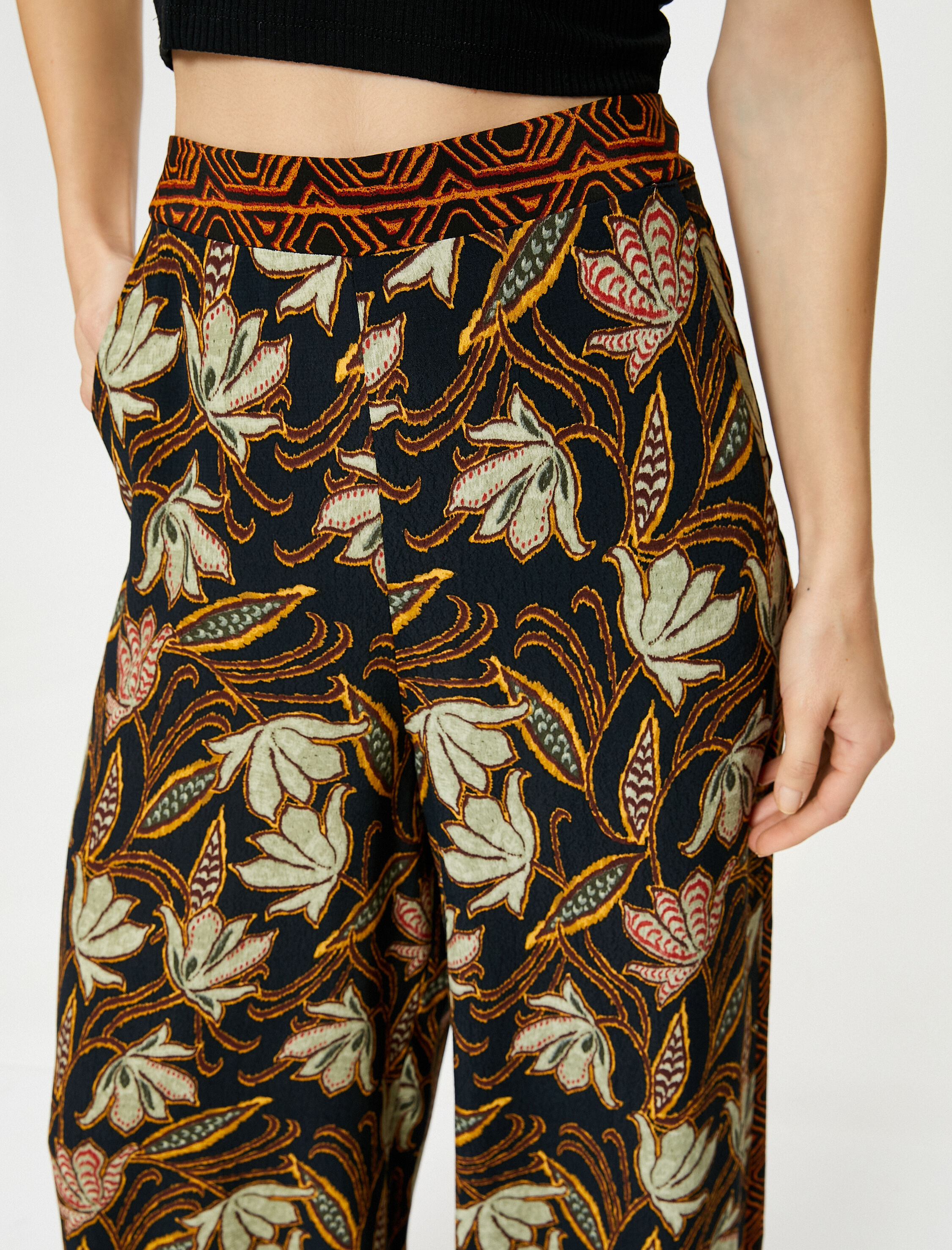   Bol Paça Pantolon Etnik Desenli Cepli Yüksek Bel