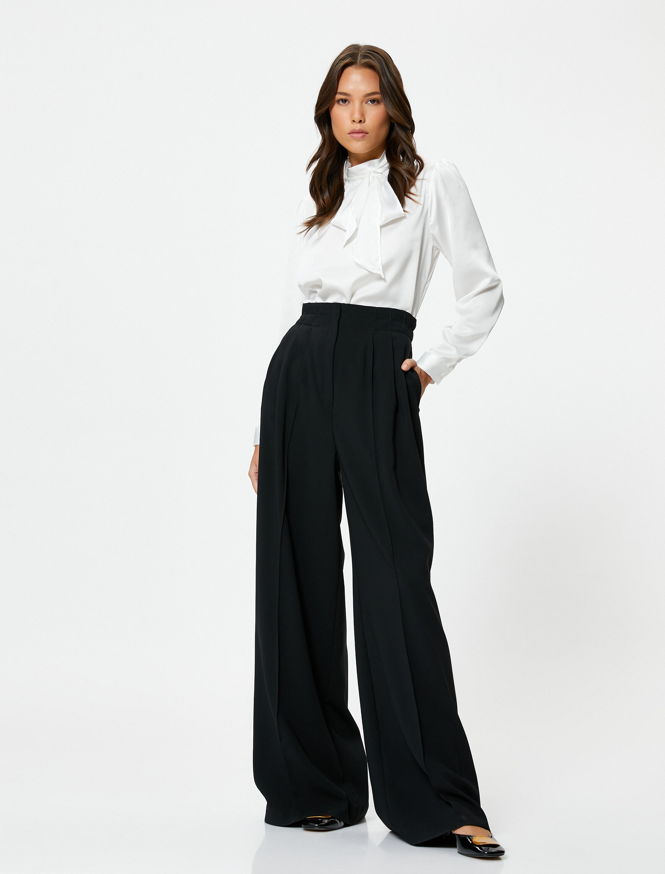   Fular Yaka Bluz Uzun Kollu Regular Fit