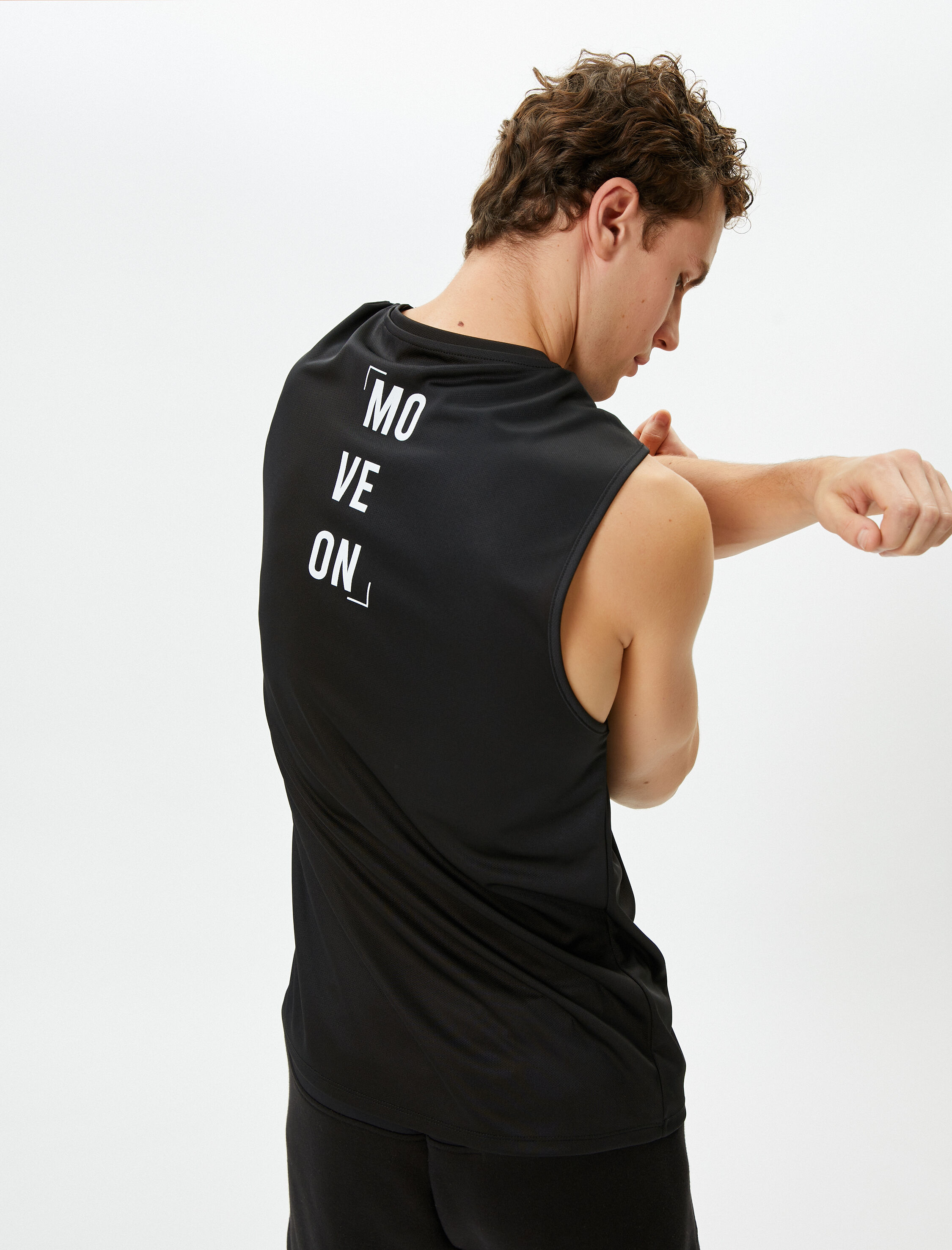   Sporcu Atleti Arkası Baskılı Sloganlı Kolsuz Bisiklet Yaka