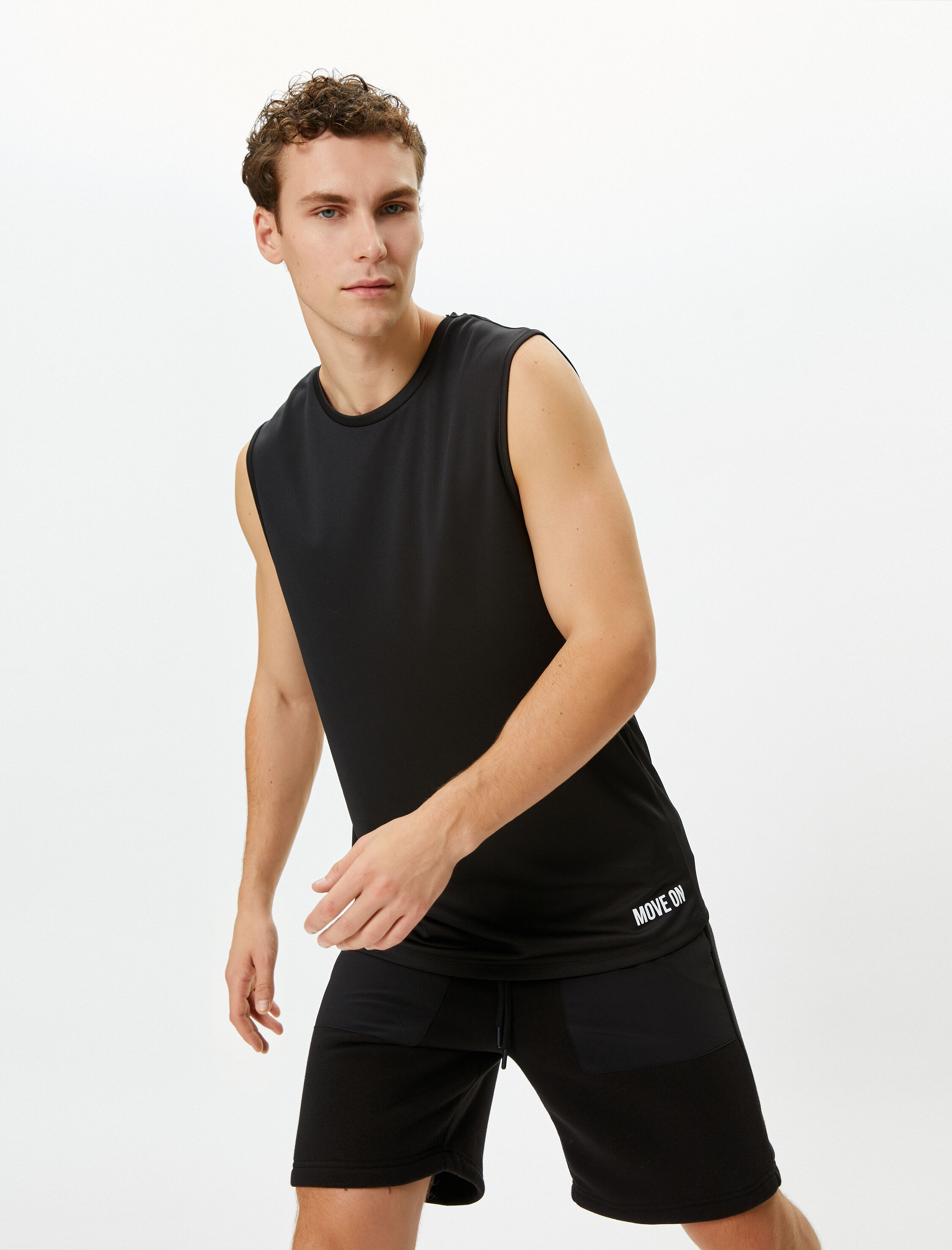   Sporcu Atleti Arkası Baskılı Sloganlı Kolsuz Bisiklet Yaka