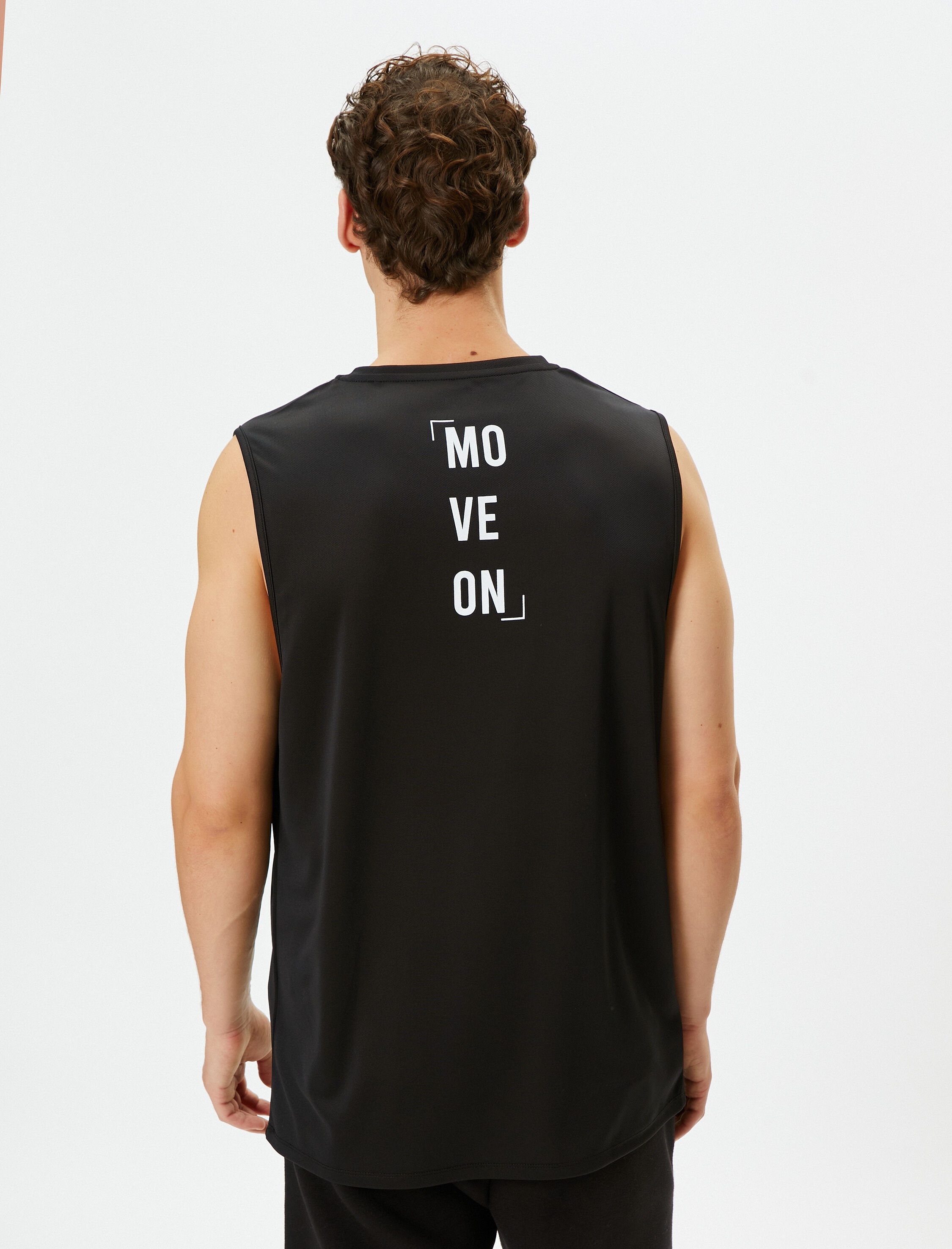   Sporcu Atleti Arkası Baskılı Sloganlı Kolsuz Bisiklet Yaka