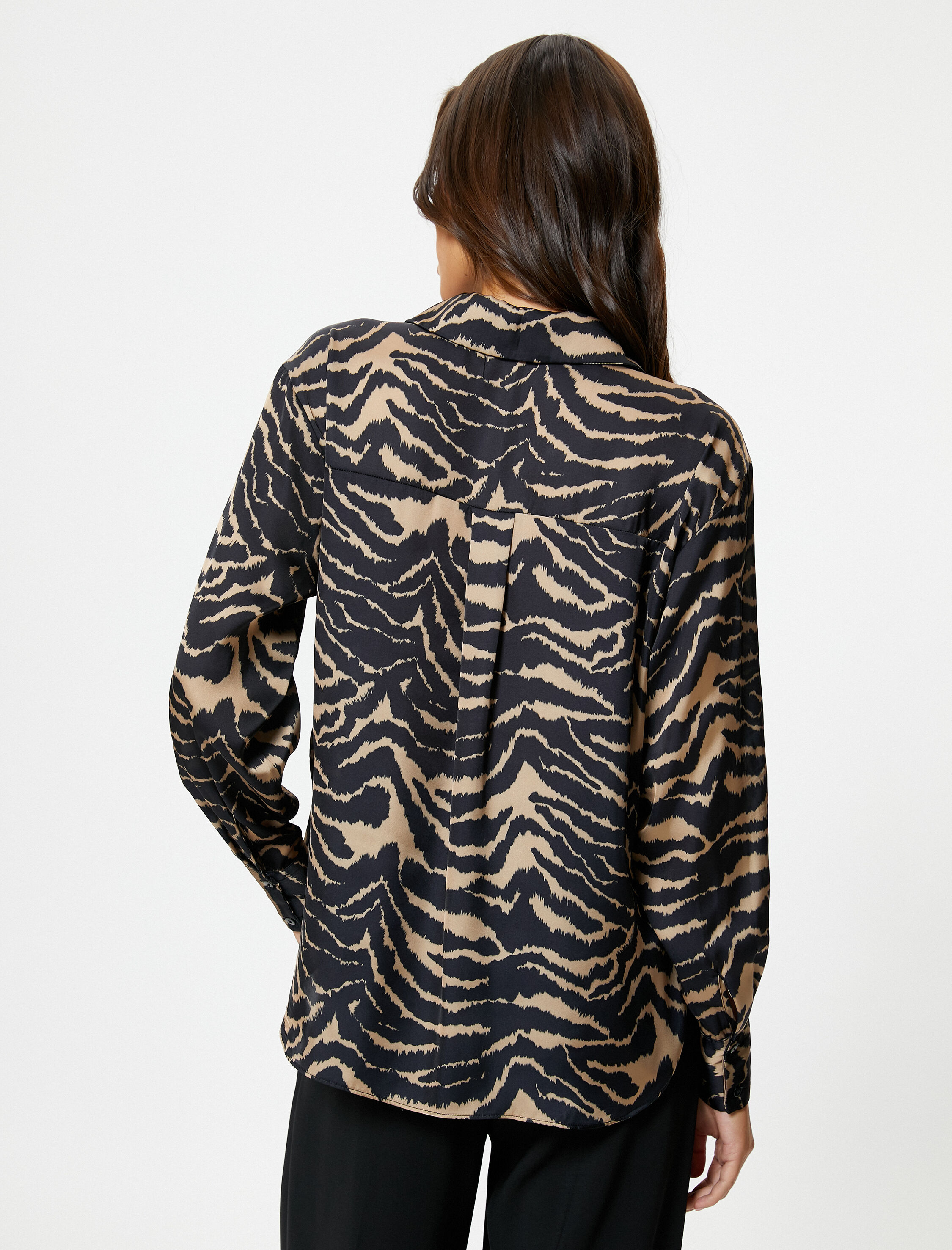   Saten Gömlek Zebra Desenli Cepli Düğmeli Uzun Kollu