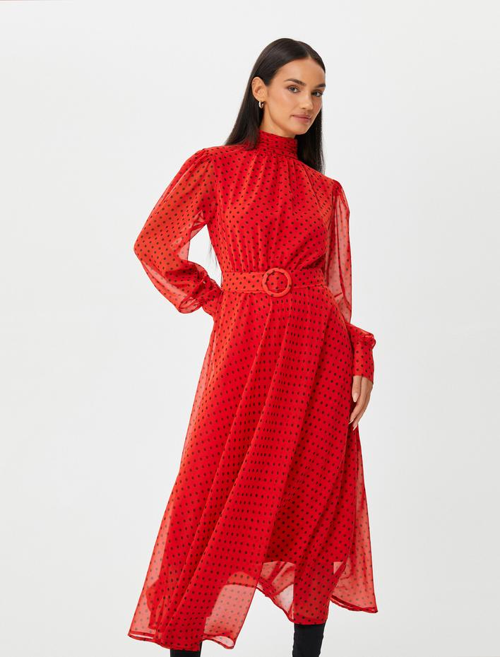  Midi Puantiyeli Elbise Dik Yaka Kemer Detaylı Balon Kollu