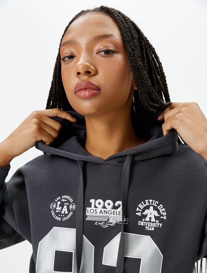  Kolej Kapşonlu Sweatshirt Şardonlu Baskılı