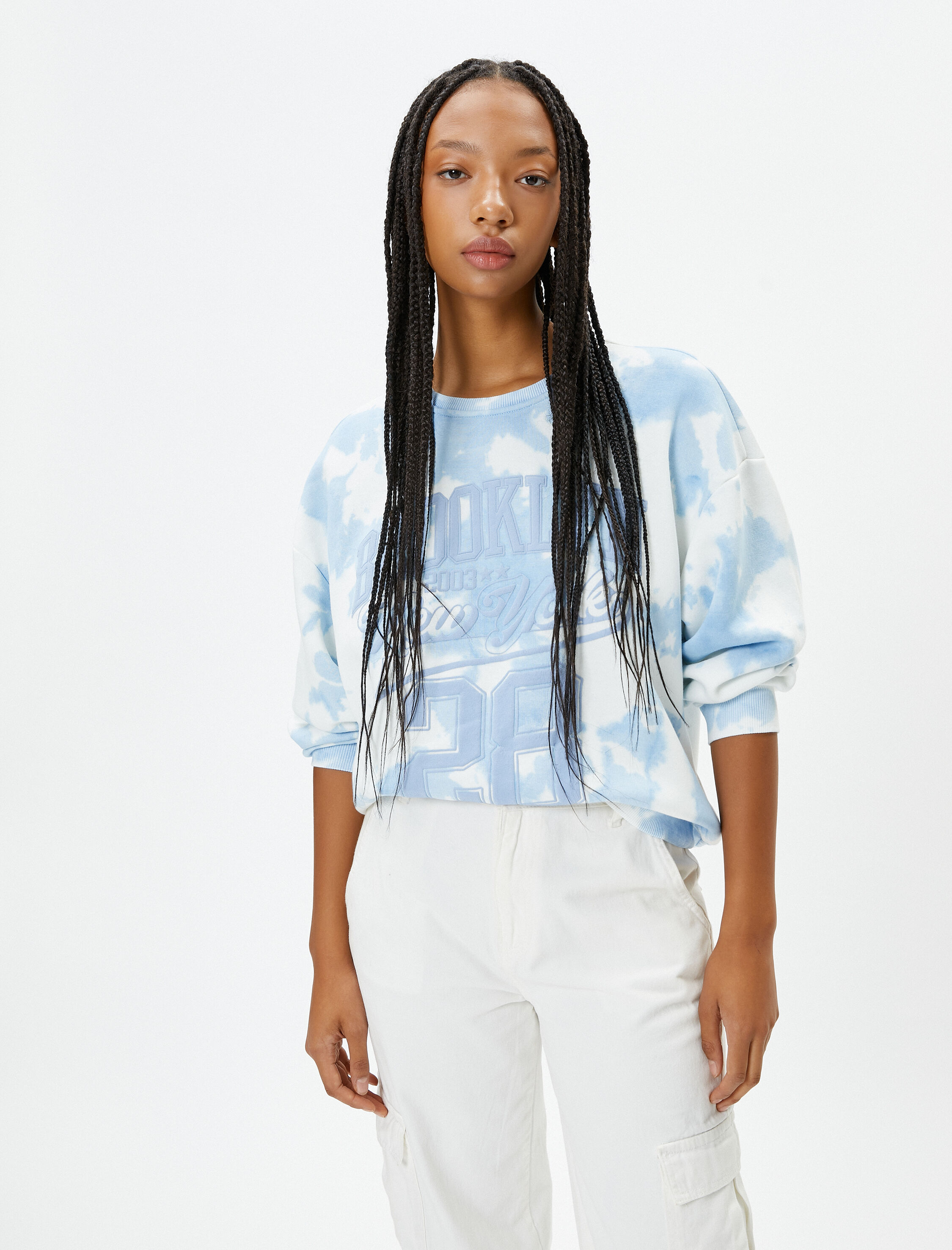   Şardonlu Batik Desenli Sweatshirt Kolej Baskılı Rahat Kalıp Bisiklet Yaka Pamuklu