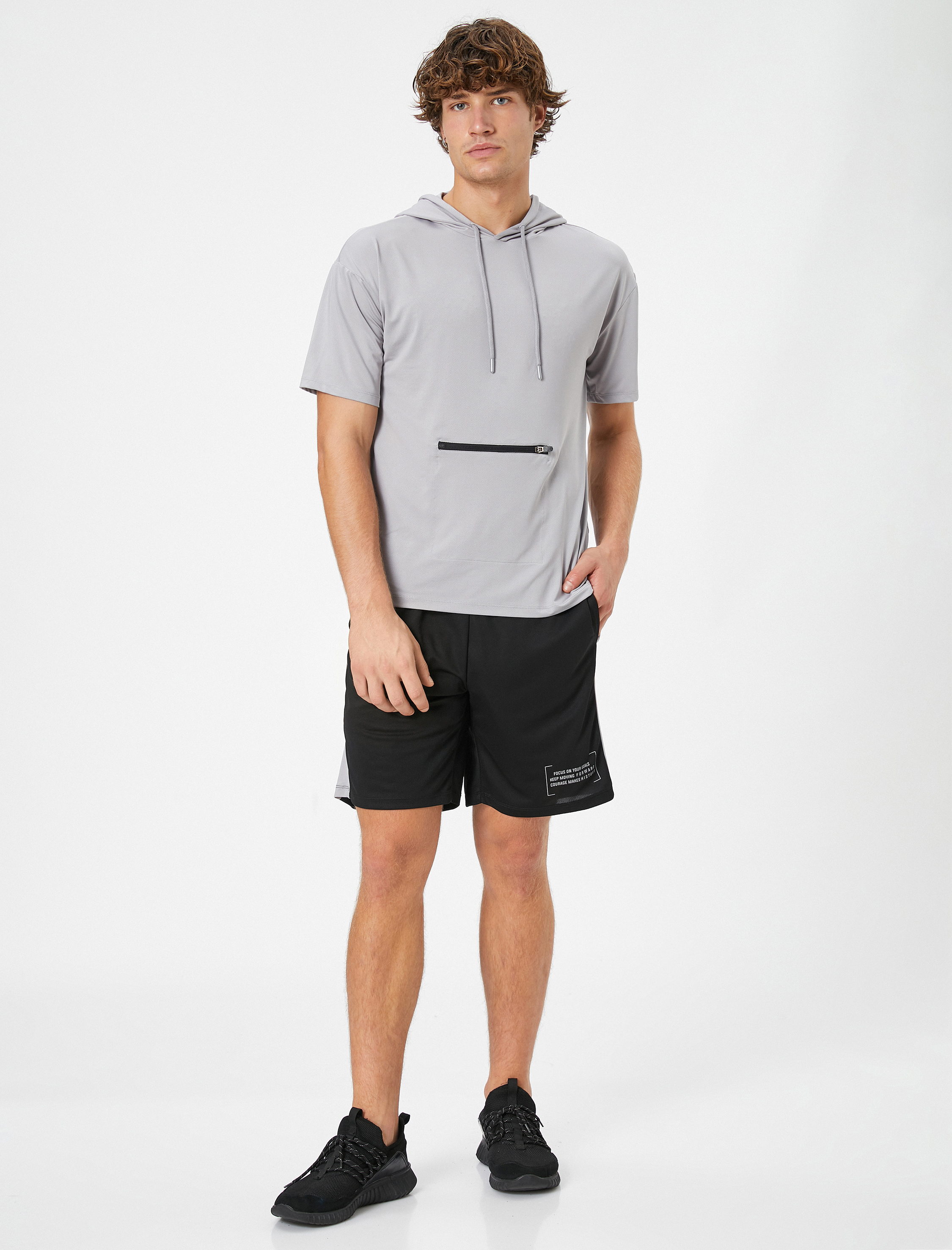   Spor Tişört Kapşonlu Fermuar Cepli Kısa Kollu