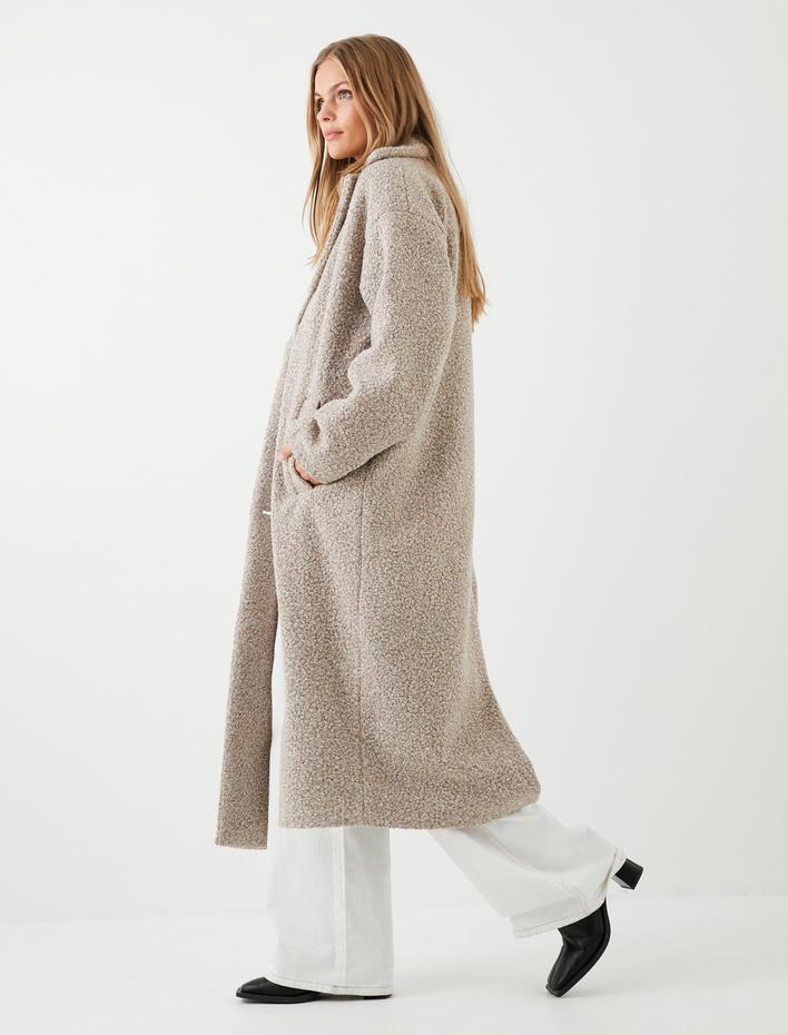  Oversize Buklet Kaban Düğmeli Cep Detaylı